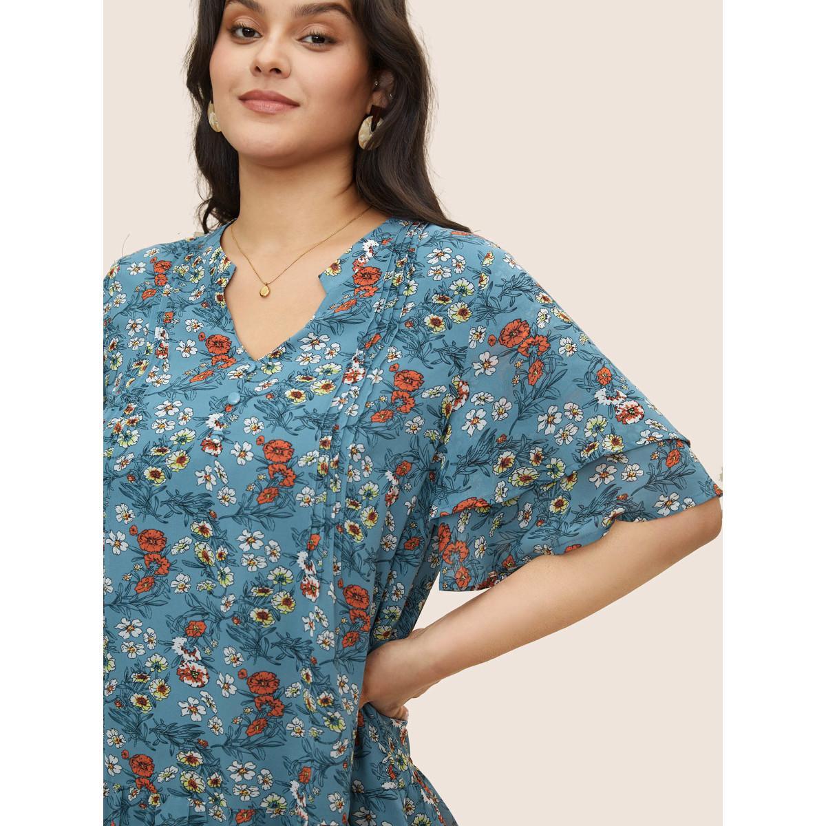 Plus Size Cerulean Floral Tucked Seam Notched Collar Blouse Women Elegant Short sleeve Notched collar Everyday Blouses BloomChic 28/5X Product Image