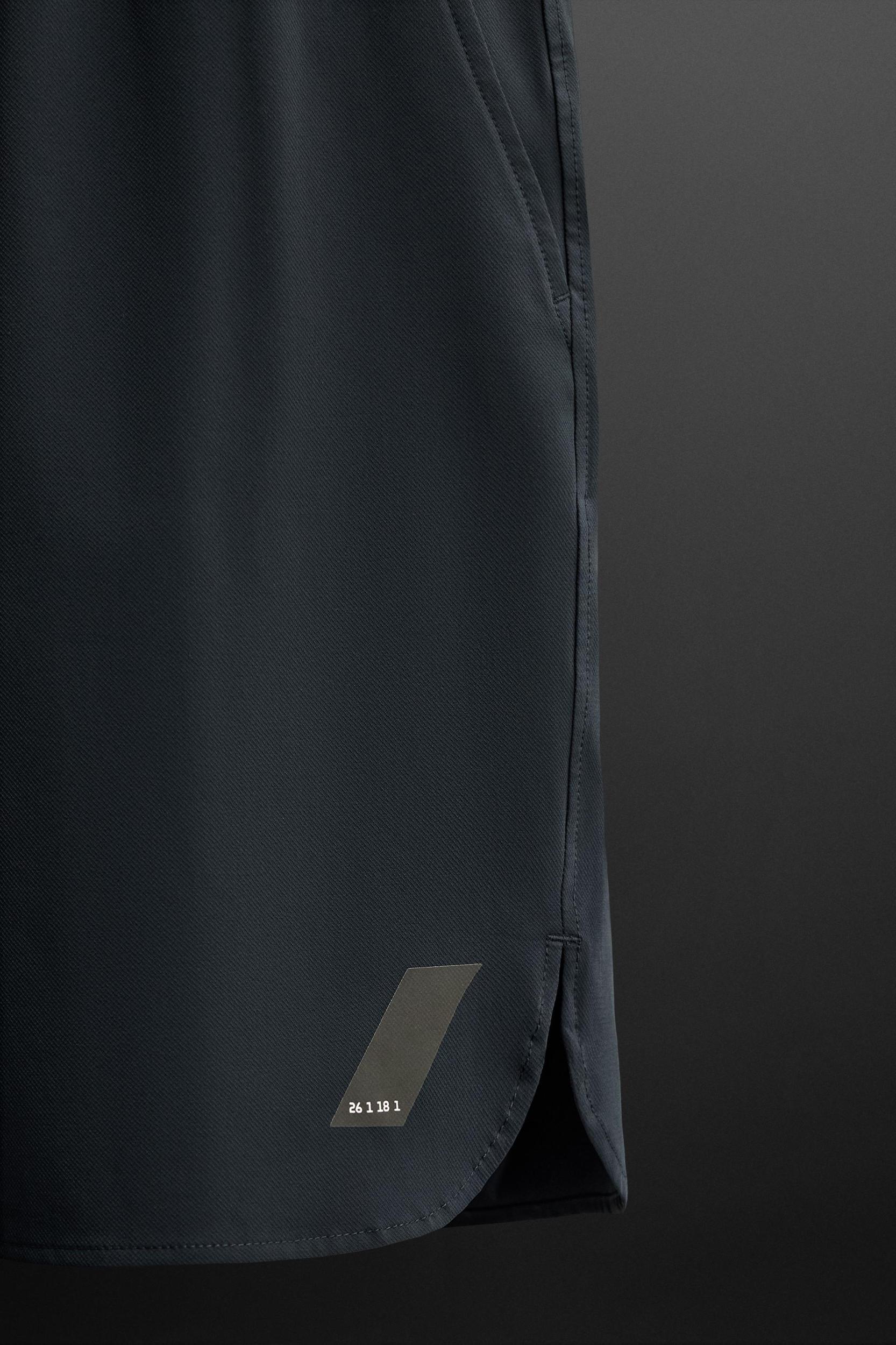 TRAINING SHORTS Product Image