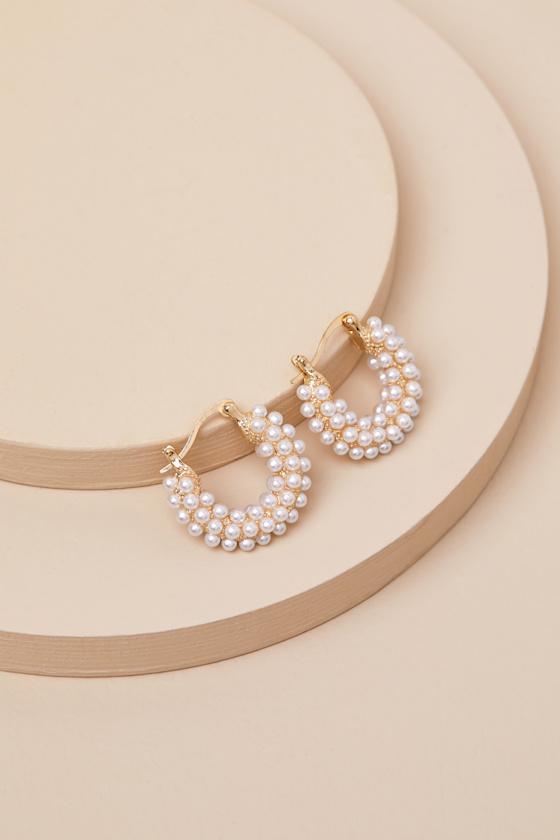 Luminous Mood White Pearl Huggie Hoop Earrings Product Image