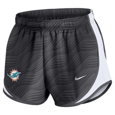 Kansas City Chiefs Tempo Nike Women's Dri-FIT NFL Shorts Product Image