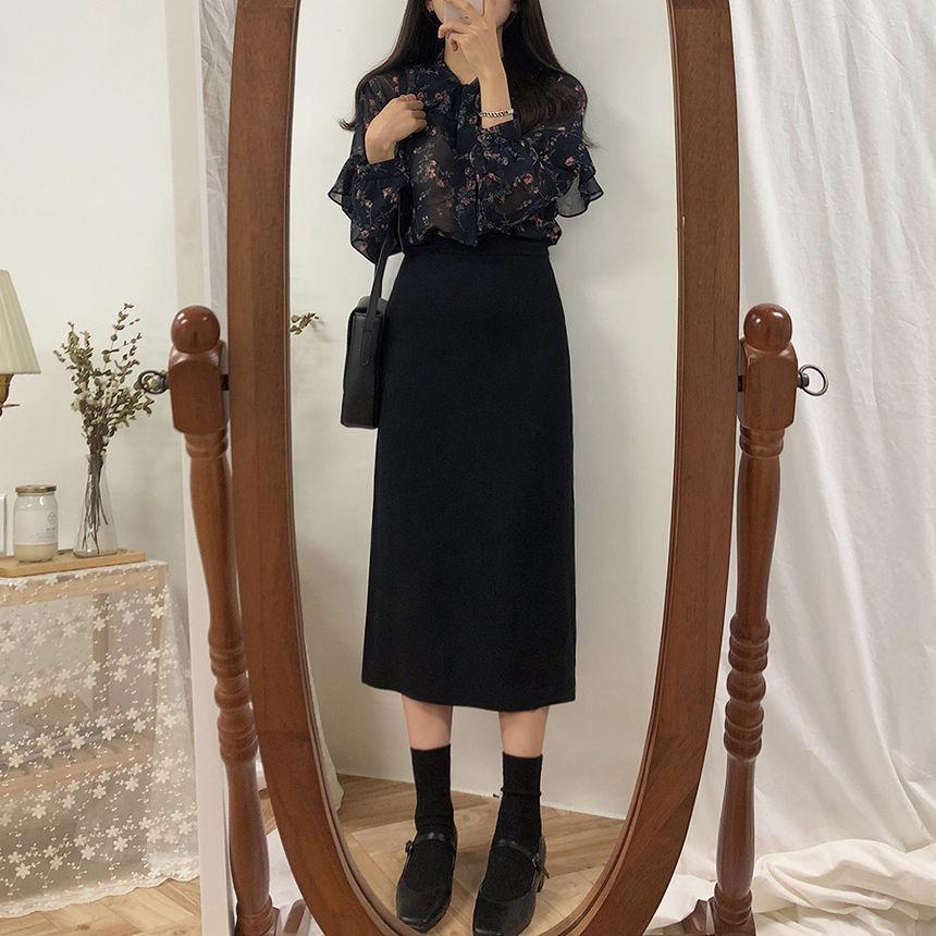 Floral Ruffle Chiffon Blouse Product Image
