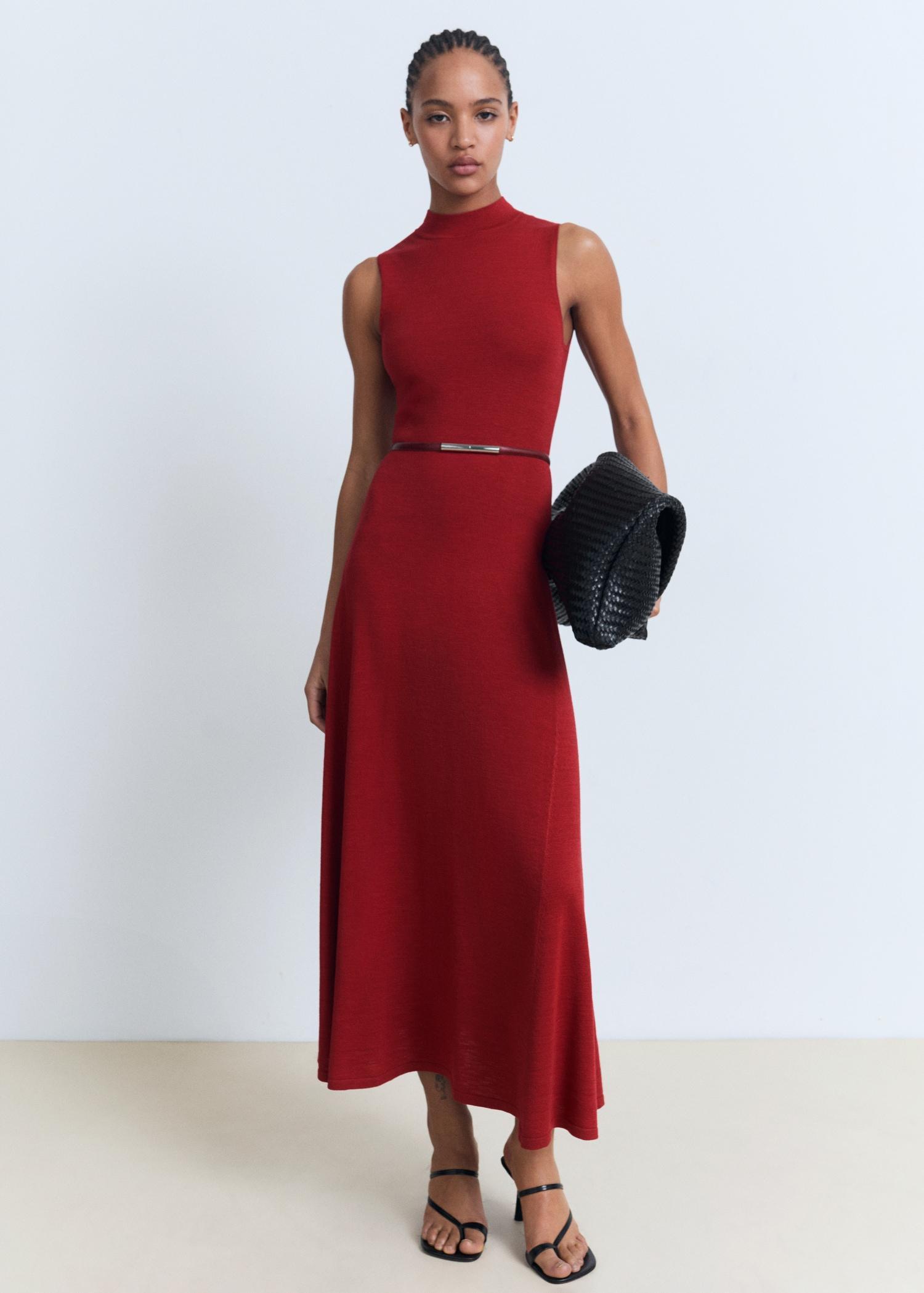 Fine-knit flared dress - Women | MANGO USA Product Image