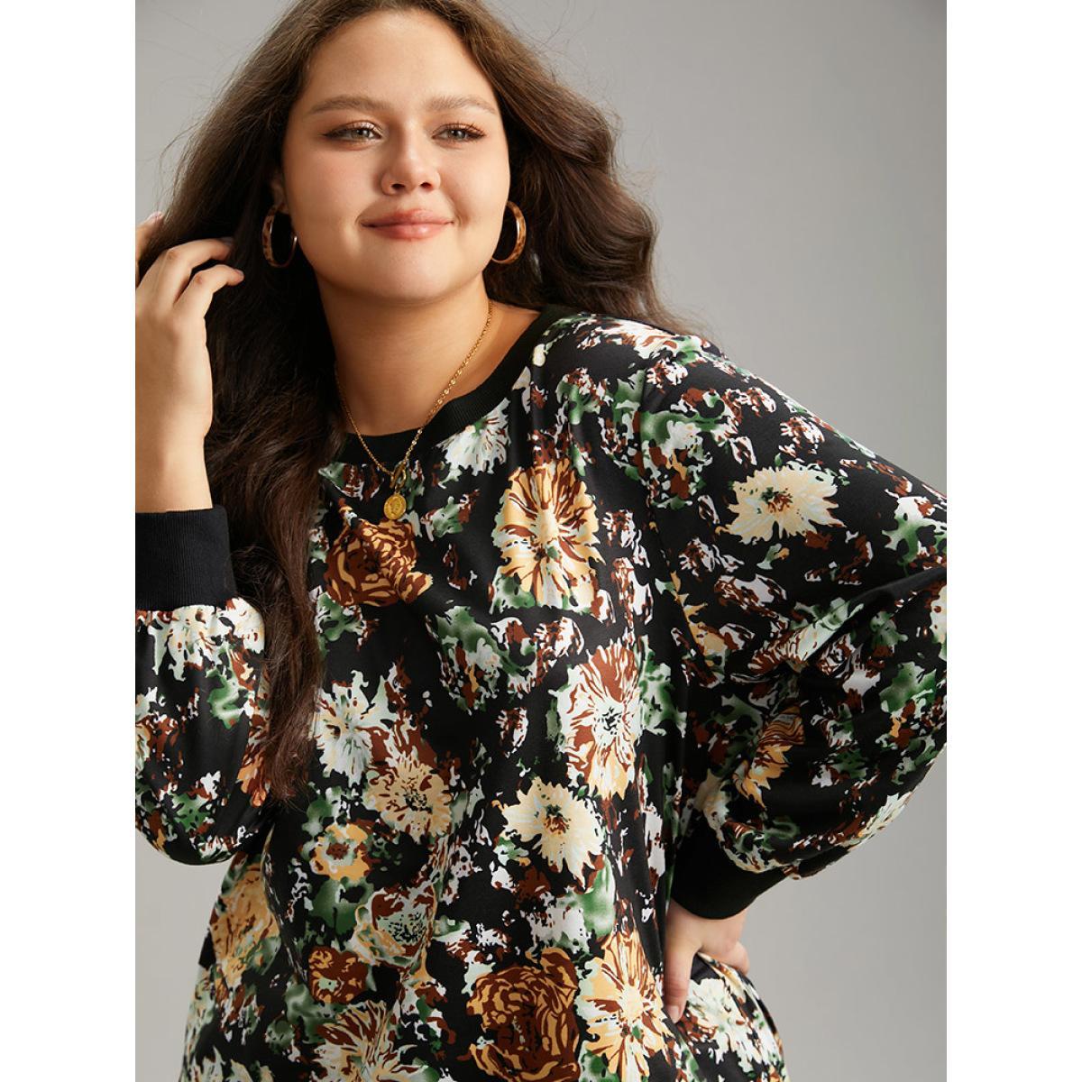 Plus Size Floral Print Elastic Cuffs Sweatshirt Women Black Elegant Printed Round Neck Dailywear Sweatshirts BloomChic 30/6X Product Image