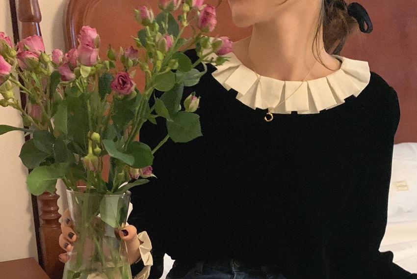 Long Sleeve Collared Two Tone Pleated Panel Velvet Blouse Product Image