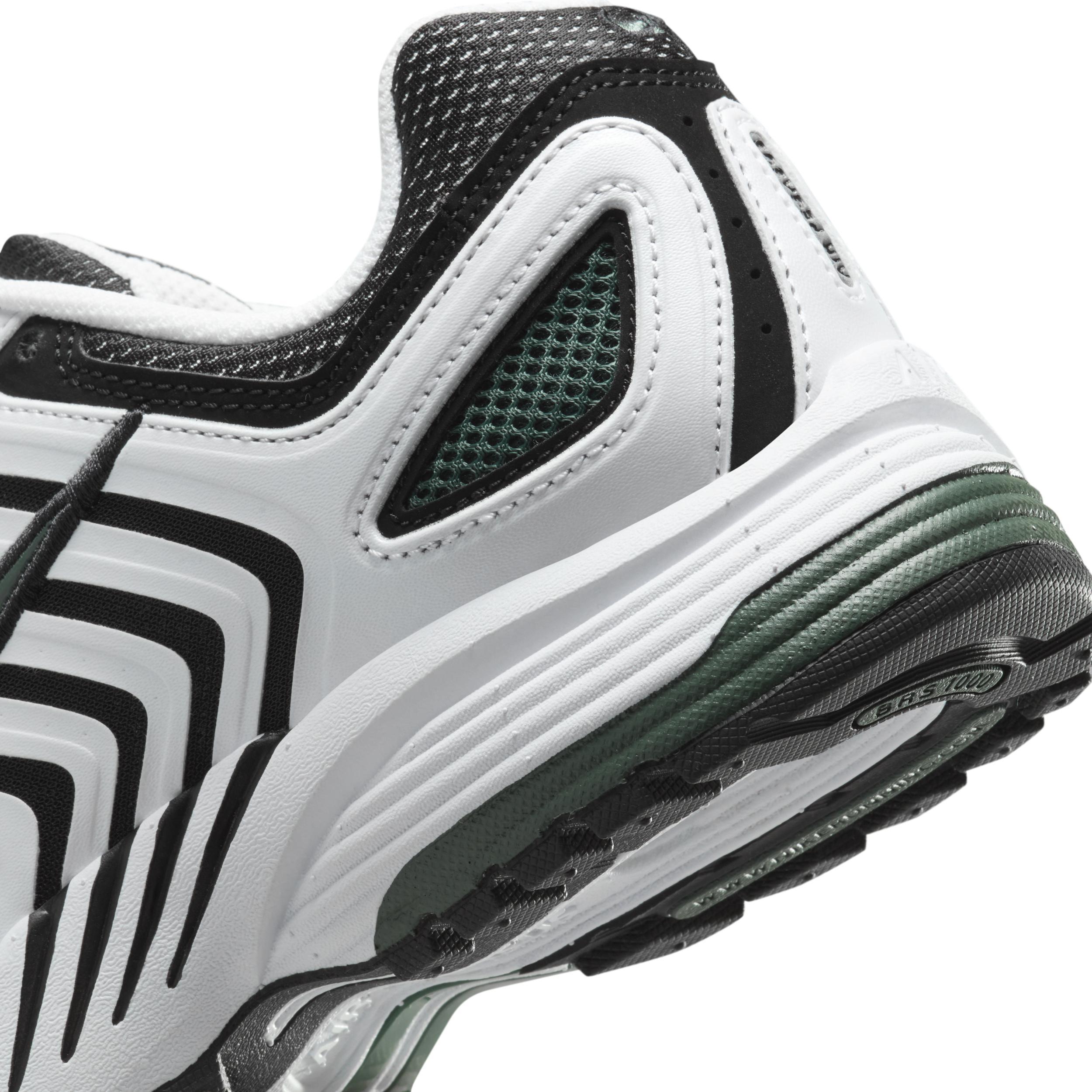 Nike Women's Air Pegasus 2005 Shoes Product Image