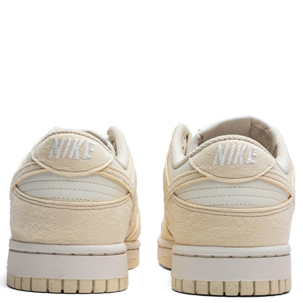 Dunk Low - Soft Pear/Beach/Pale Ivory/White Male Product Image