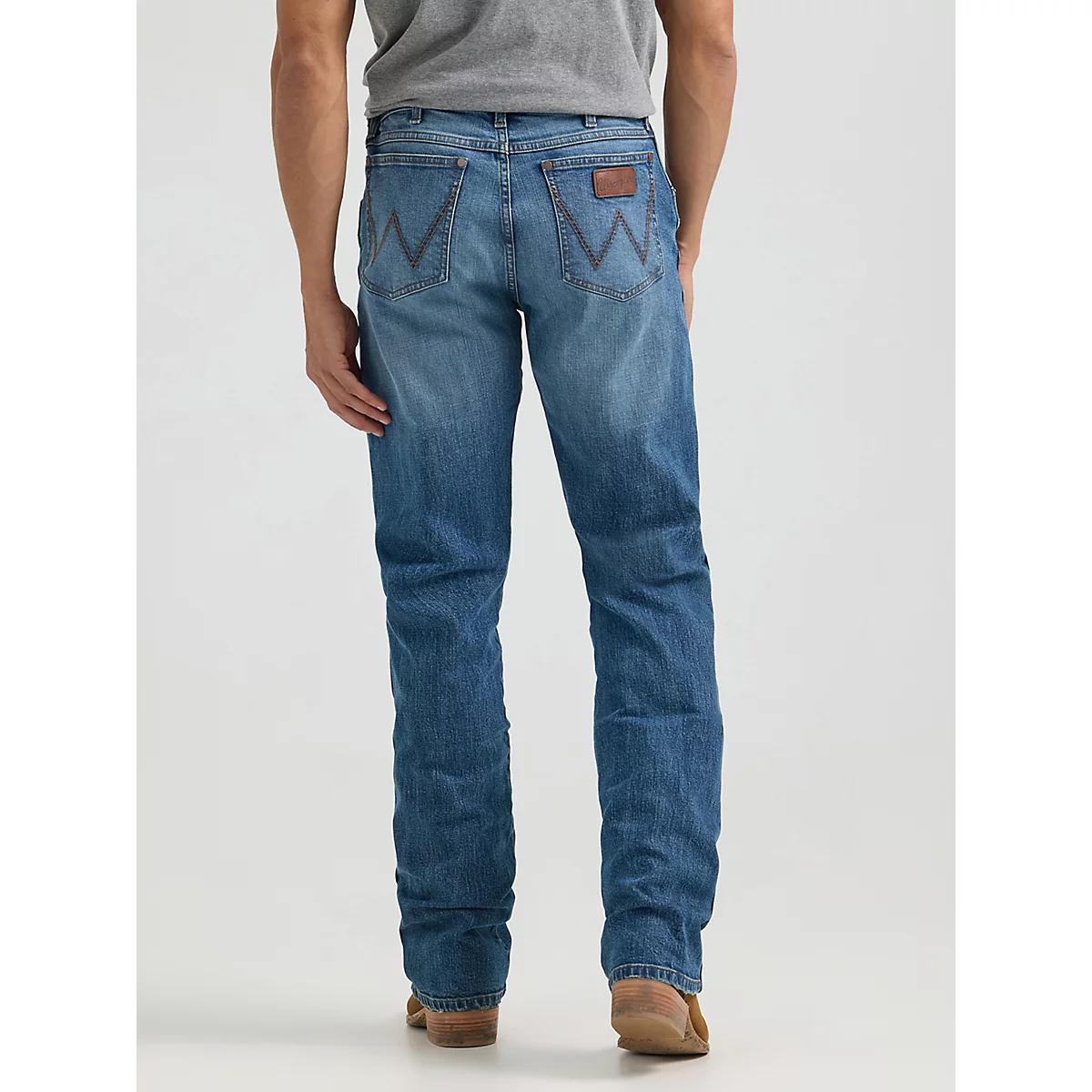 Men's Wrangler Retro® Slim Fit Bootcut Jean in Harris Product Image
