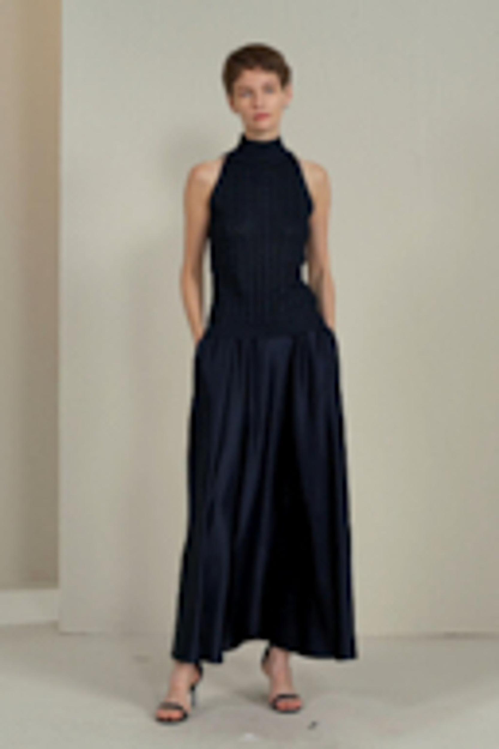 Wild Silk Sleeveless Sweater Product Image
