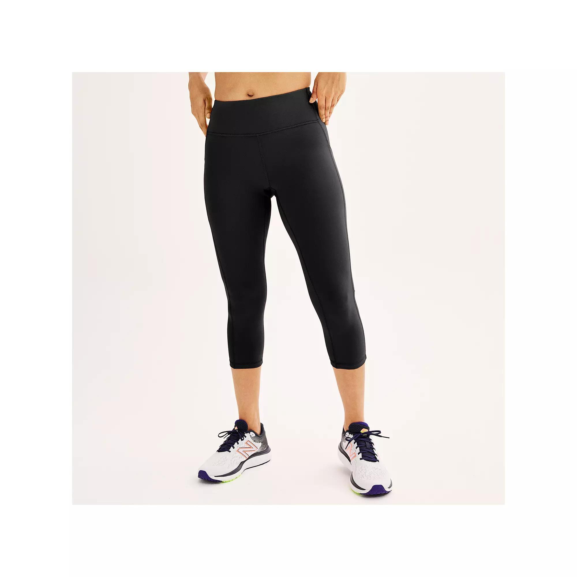 Petite Tek Gear Ultrastretch Pocket High-Waisted Capri Leggings, Womens Product Image