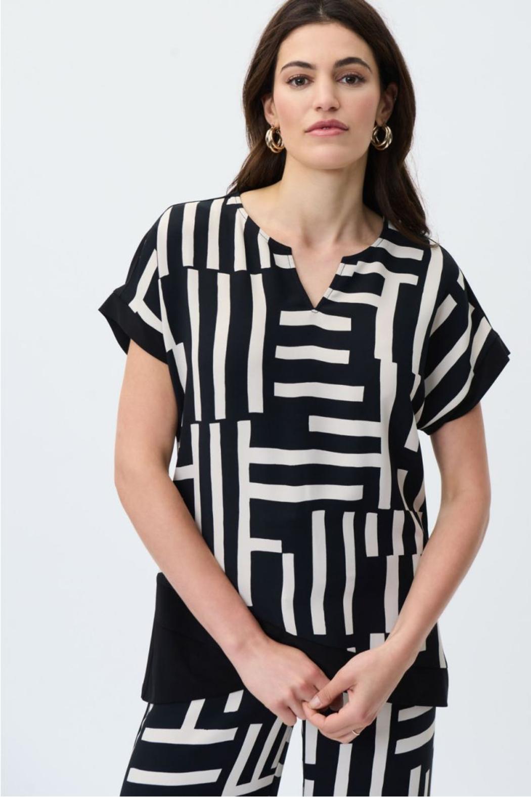 Black/Beige Block Top Product Image