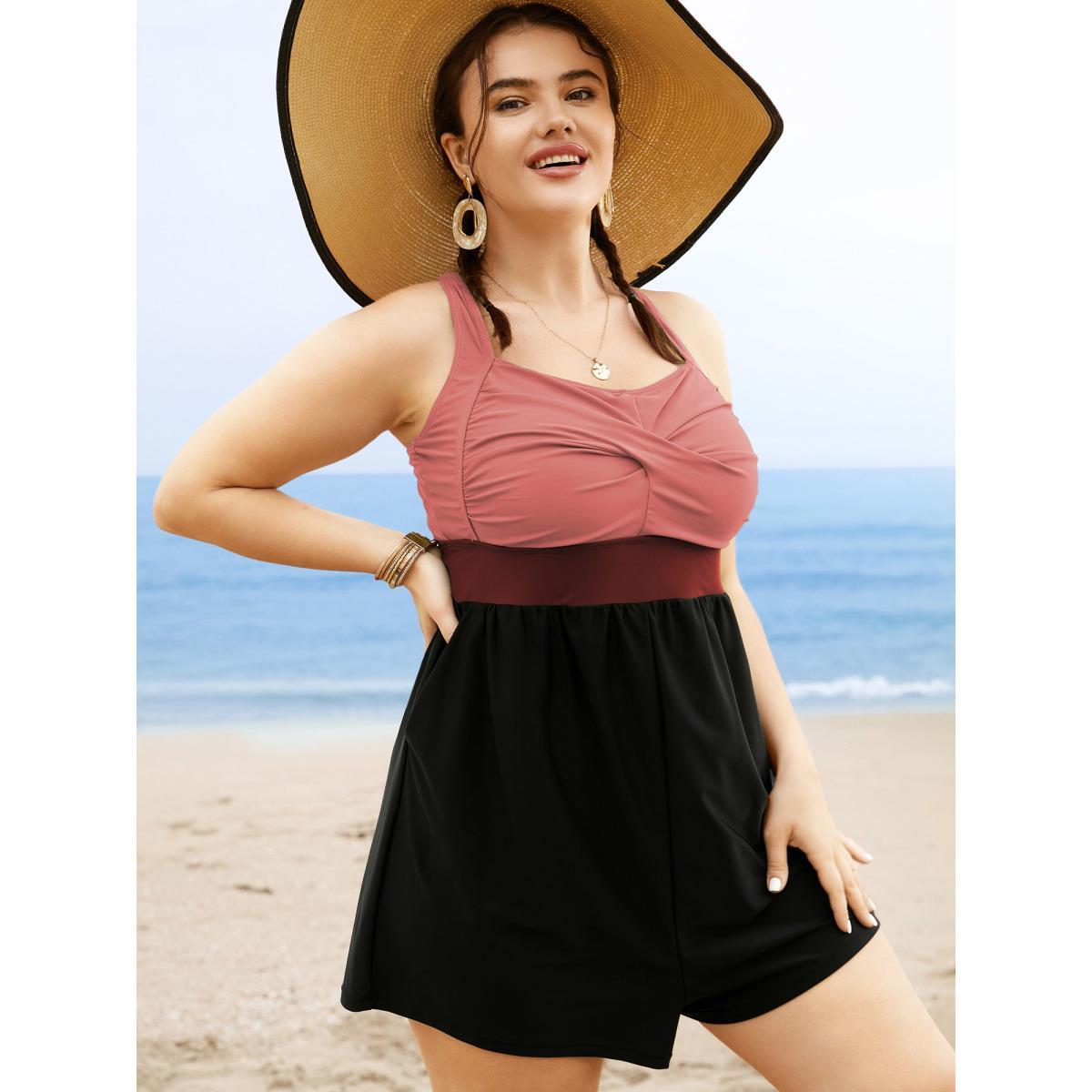 Plus Size Patchwork Contrast Crossover One Piece Swimsuit Women's Swimwear Rust Beach Twist Curve Bathing Suits High stretch One Pieces BloomChic 28/5X Product Image