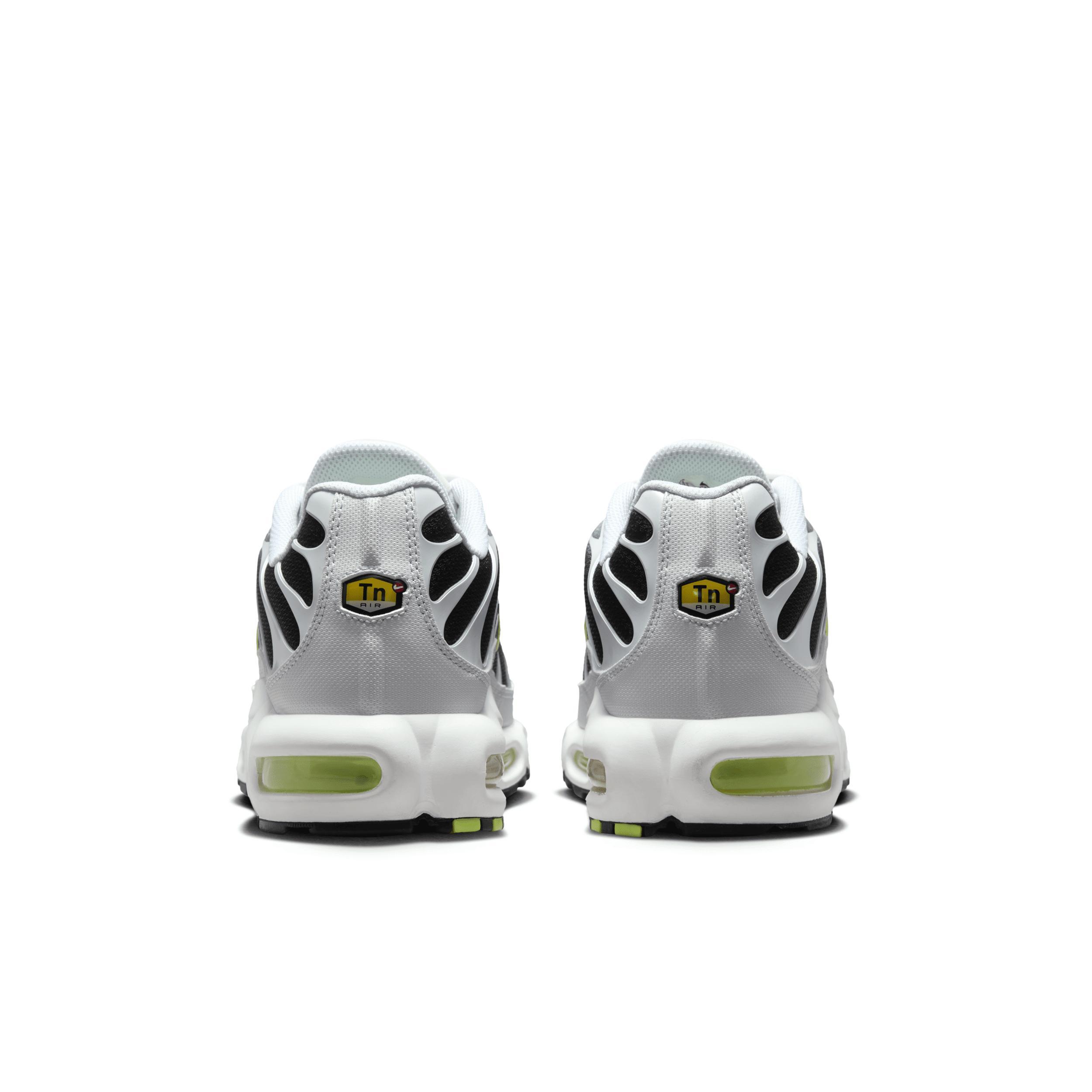 Nike Men's Air Max Plus Shoes Product Image
