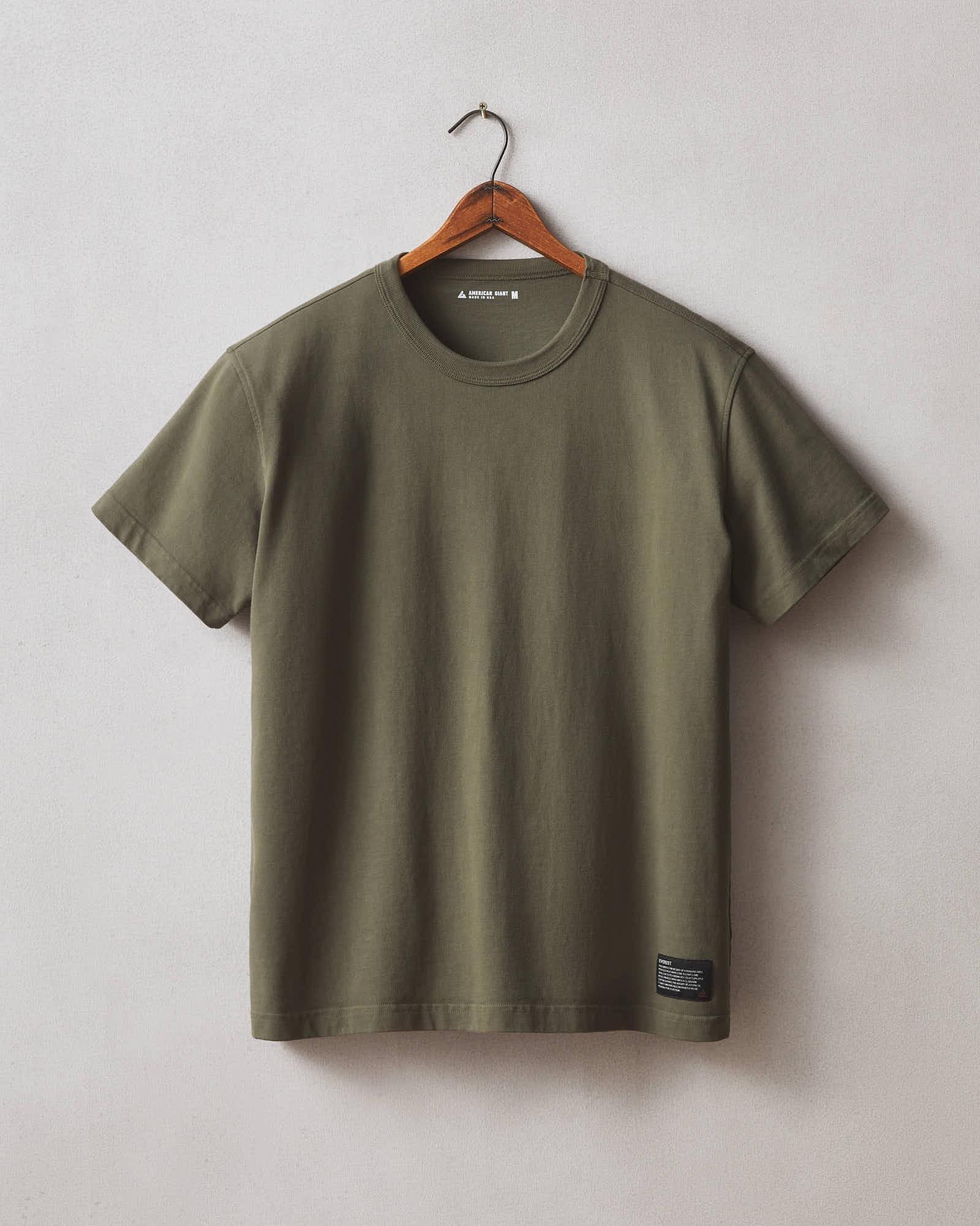 Men's Everest Tee - Olive Product Image