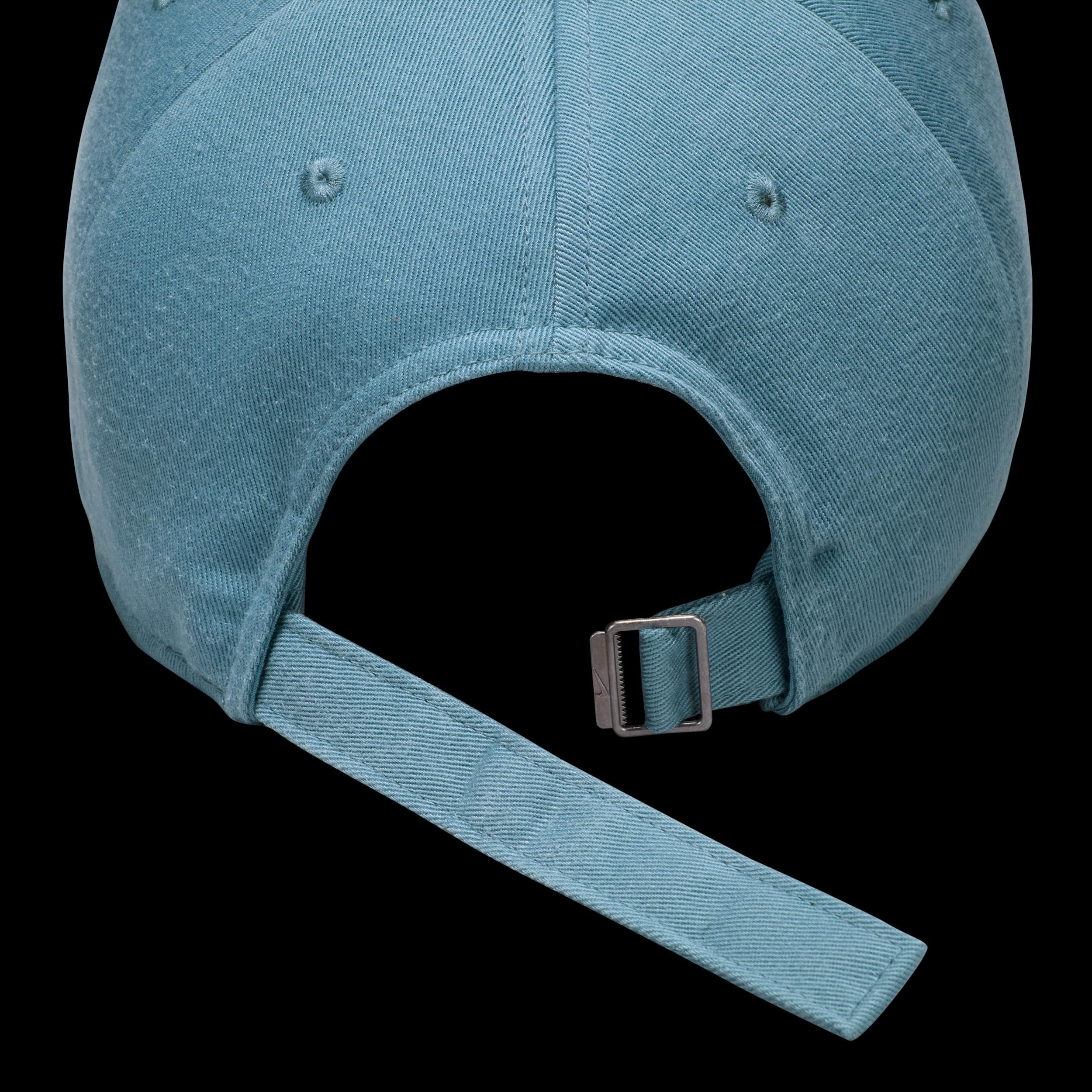 Nike Club Unstructured Cap Product Image