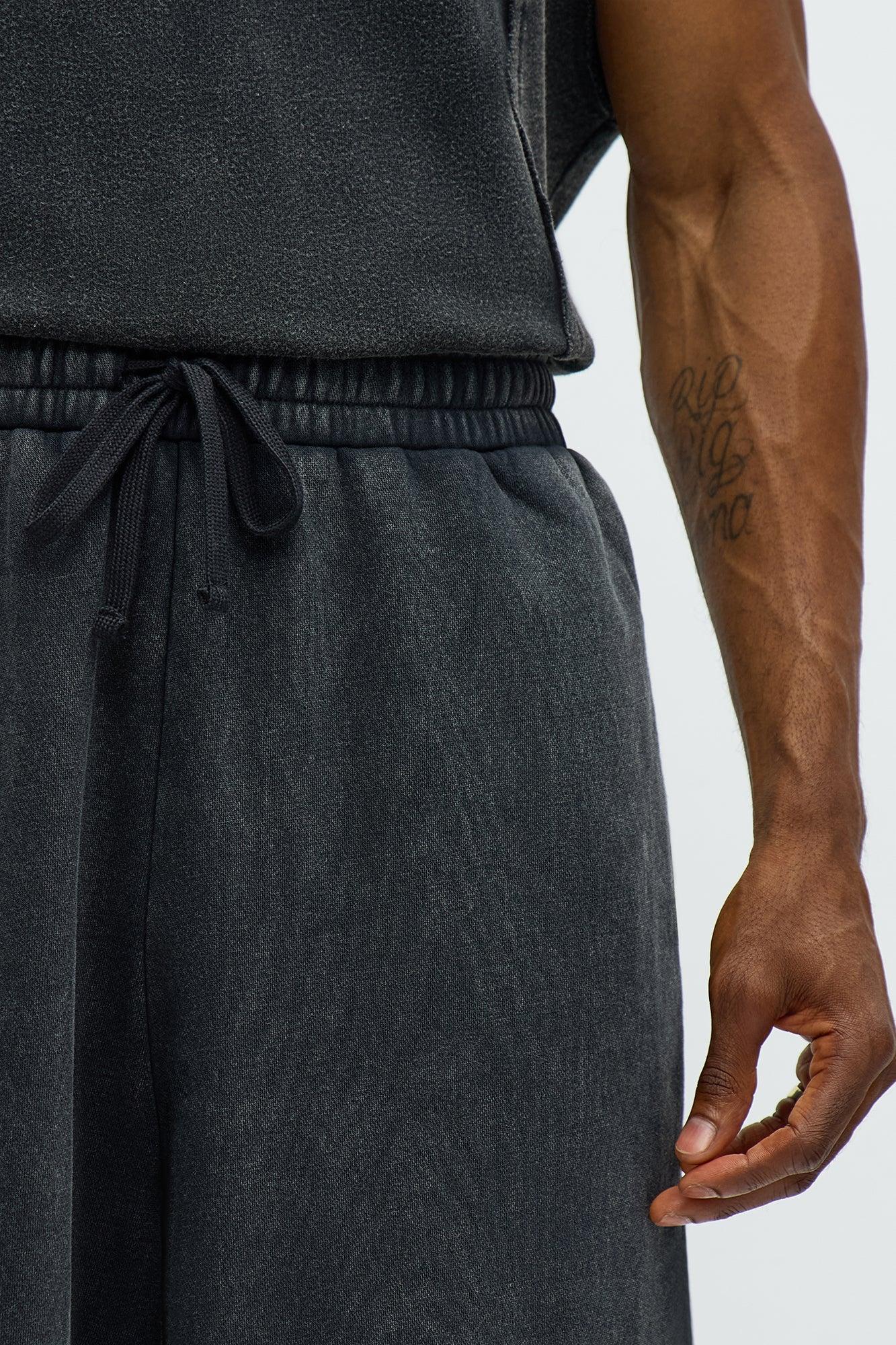 Tyson Baggy Washed Shorts - Black Wash Product Image