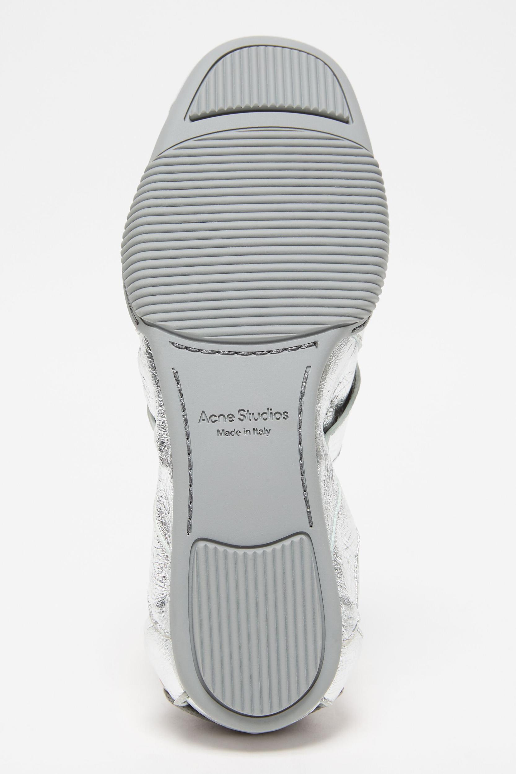 Lace-up leather shoes Product Image
