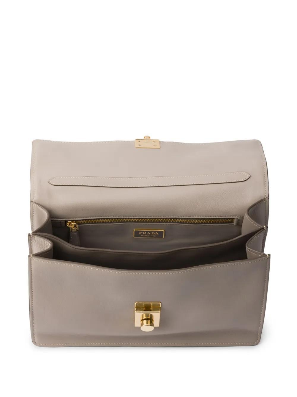 medium leather shoulder bag Product Image