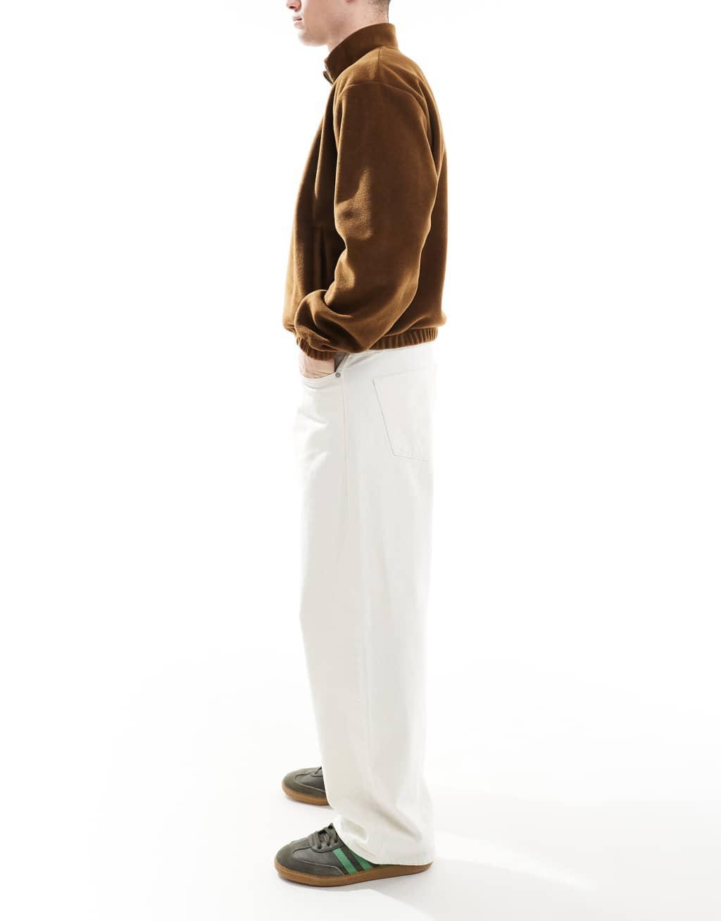 Jack & Jones Ron skater fit jeans in ecru Product Image