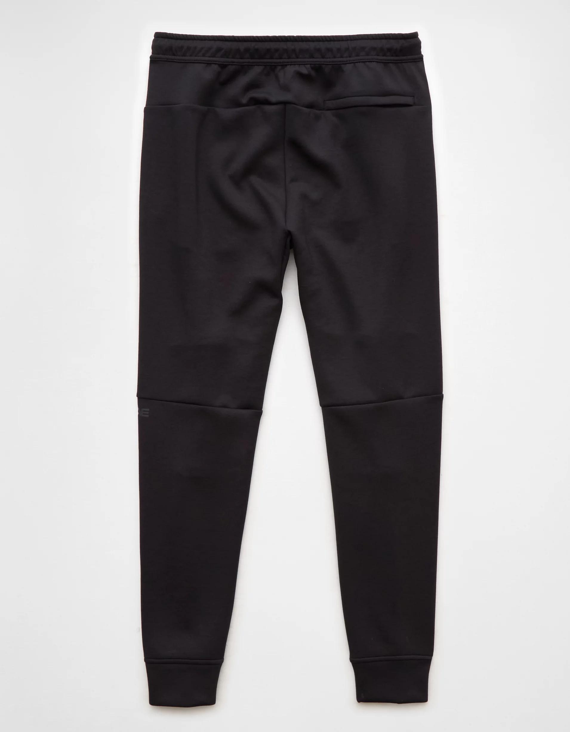 AE 24/7 Jogger Product Image