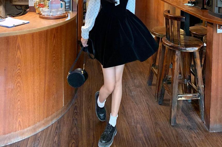 Set: Mock Two-Piece Puff-Sleeve Tie-Neck Dotted Mini A-Line Velvet Dress + Brooch Product Image
