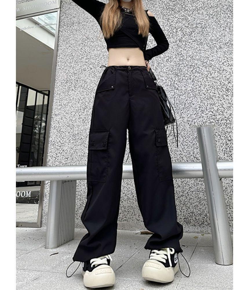 Low Waist Plain Loose Fit Cargo Pants Product Image