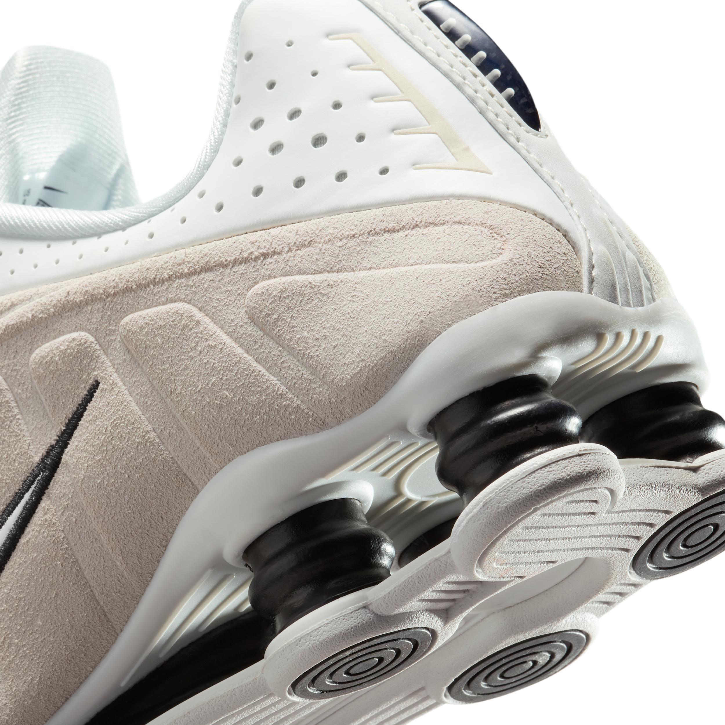 Nike Shox R4 Women's Shoes Product Image
