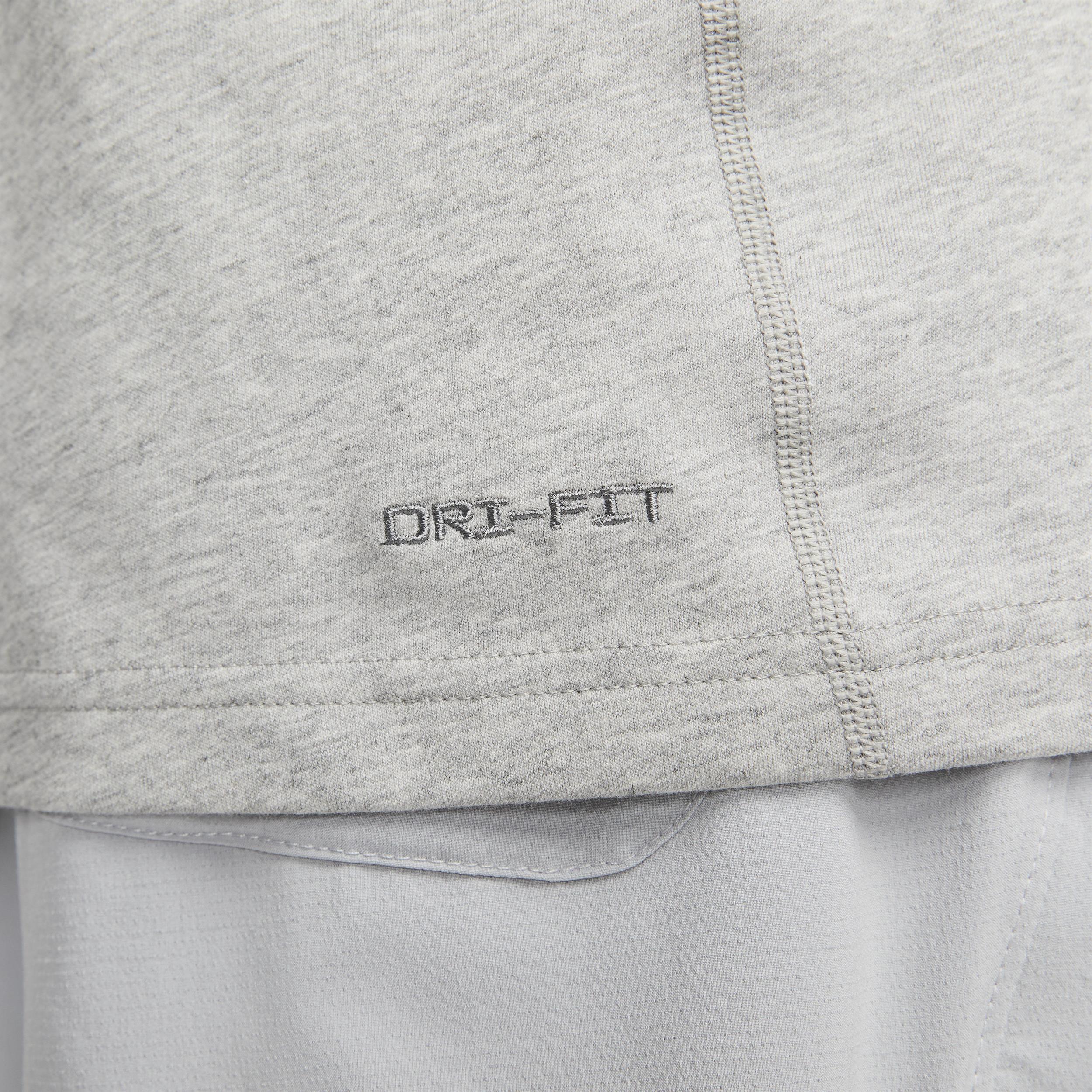 Nike Men's Primary Dri-FIT Versatile Tank Top Product Image