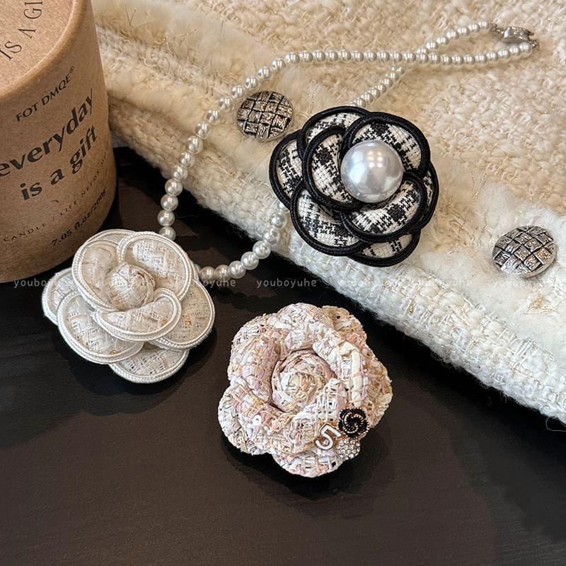 Flower Fabric Brooch Product Image