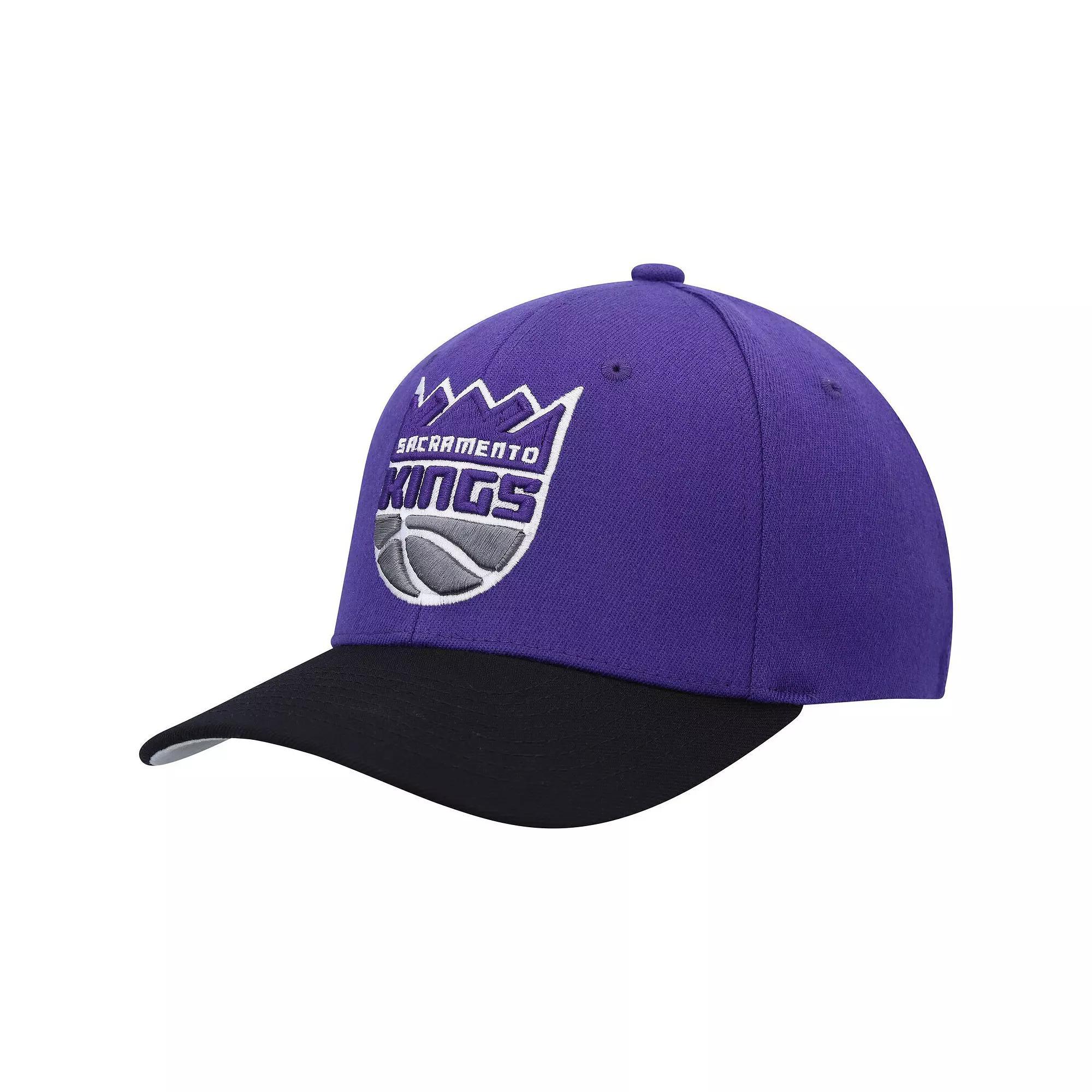 Mens Mitchell & Ness Purple/Black Sacramento Kings MVP Team Two-Tone 2.0 Stretch-Snapback Hat Product Image