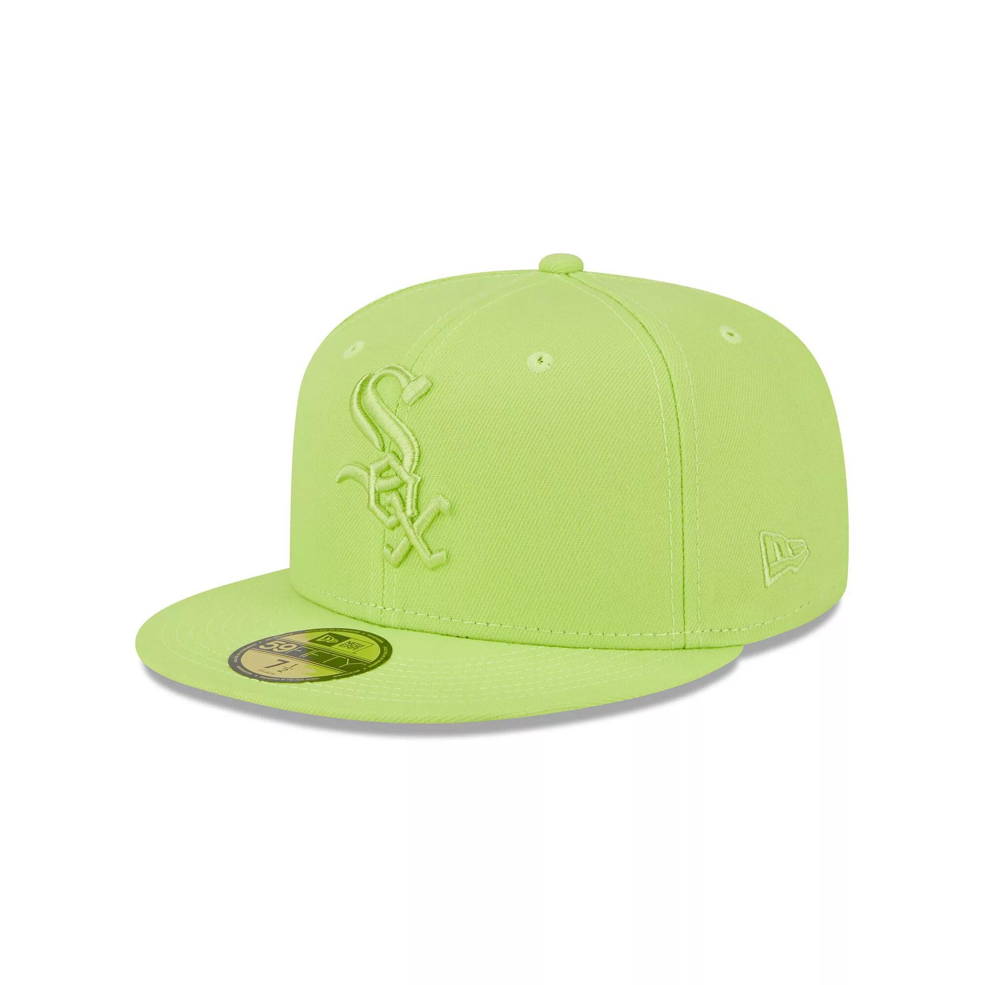 Men's New Era Neon Green Chicago White Sox 2023 Spring Color Basic 59FIFTY Fitted Hat, Size: 7 1/4, Brt Gr Product Image