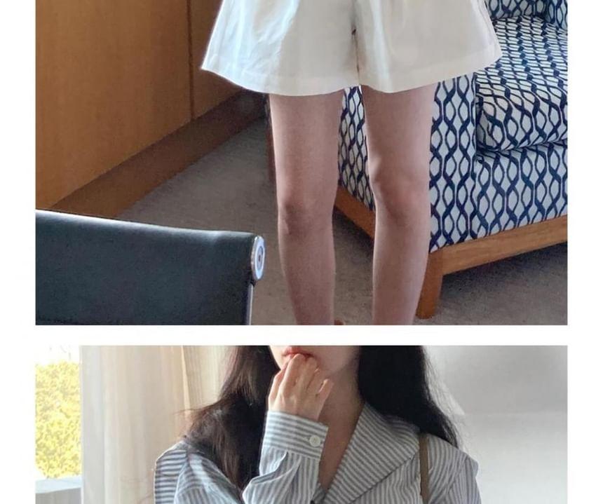 Puff-Sleeve V-Neck Striped Shirt Product Image