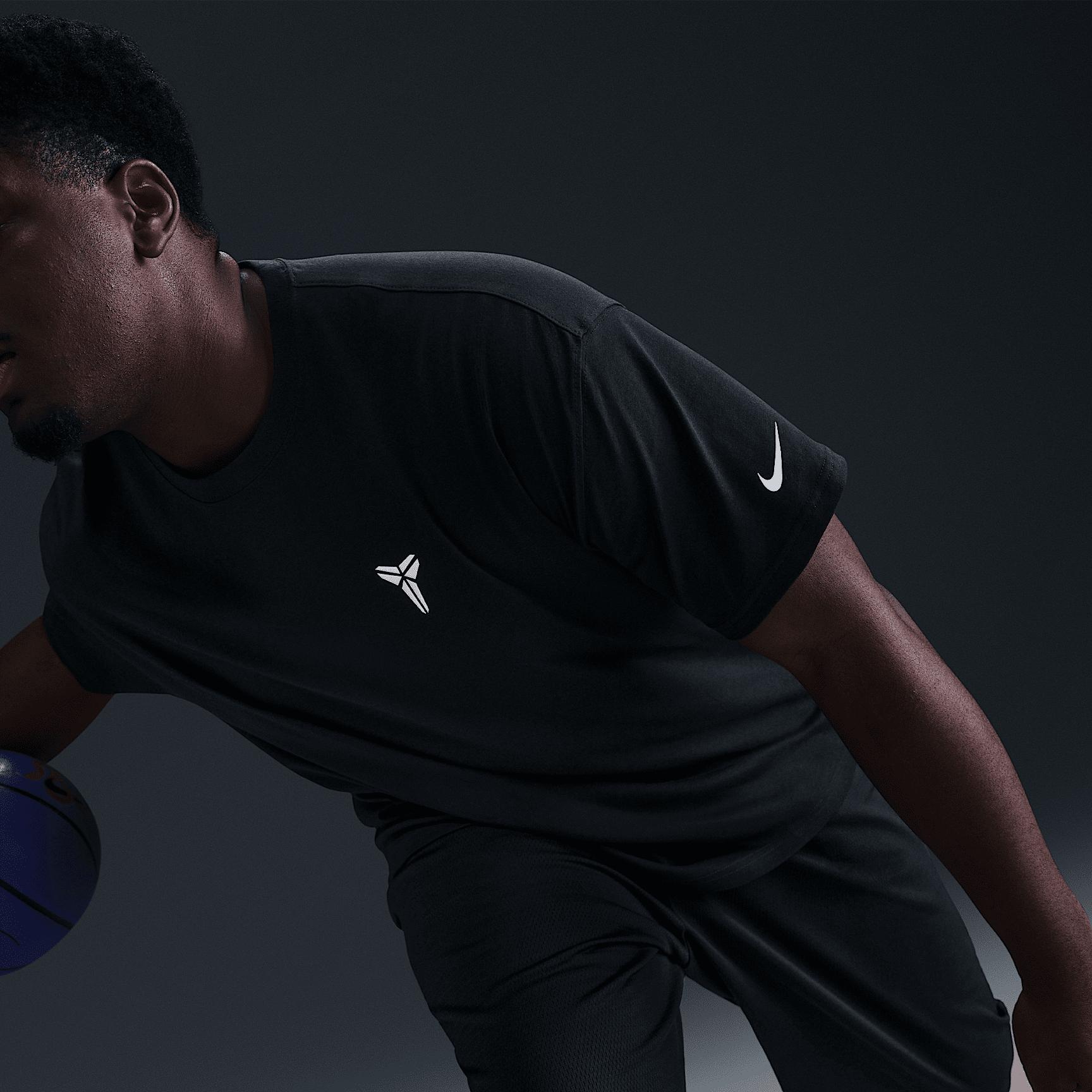 Nike Men's Kobe Basketball T-Shirt Product Image