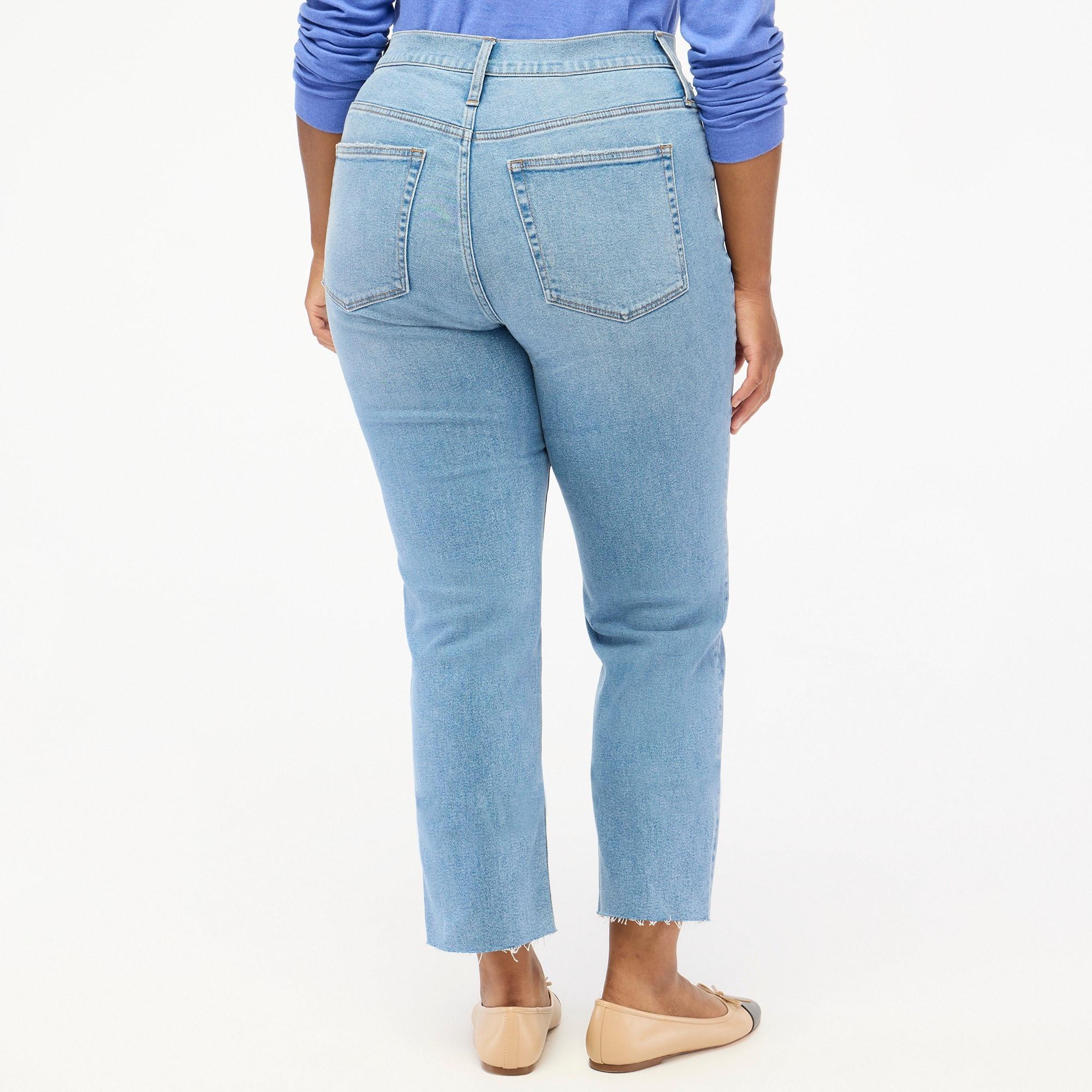 Essential straight jean in all-day stretch Product Image