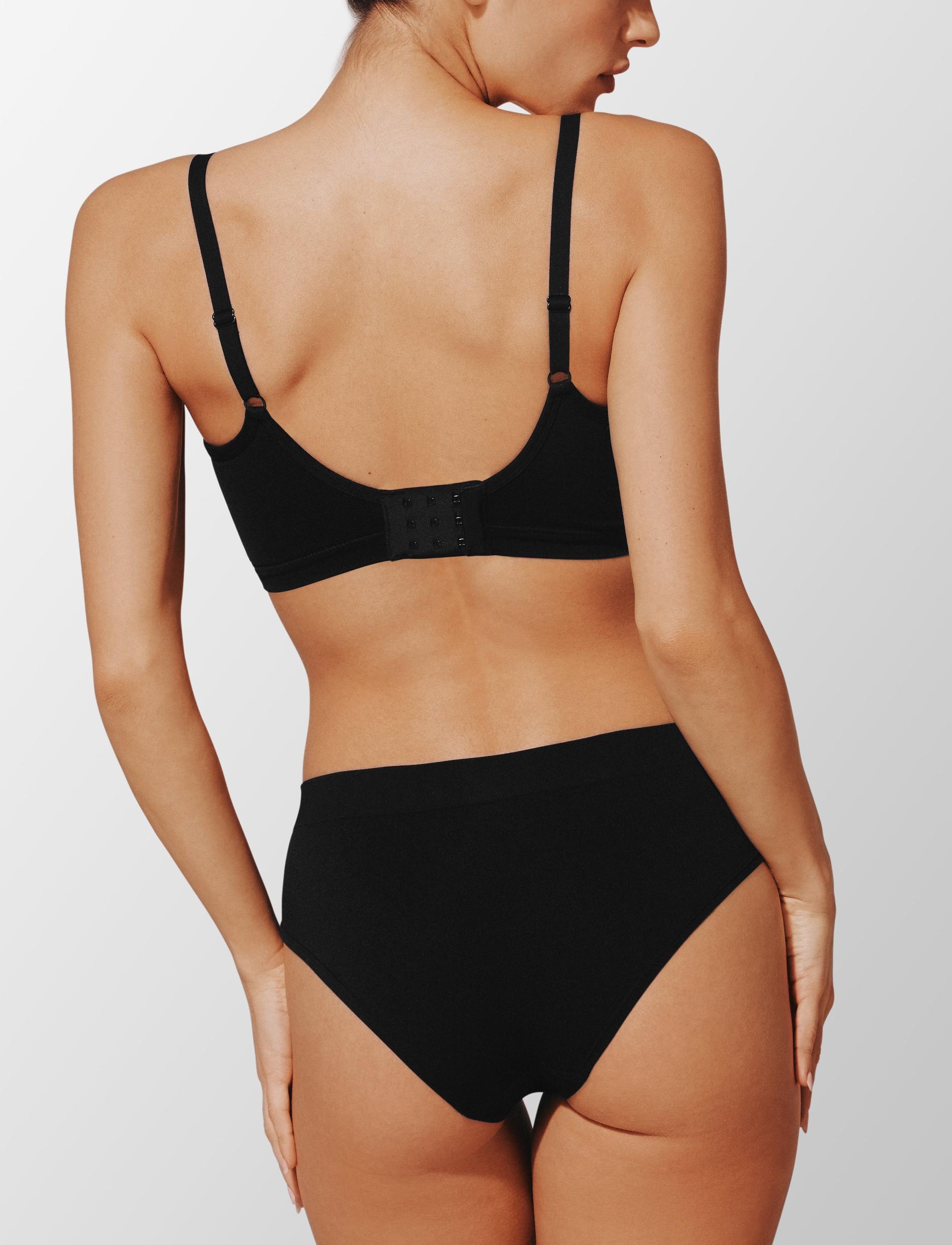 Form 360 Fit™ Wireless Bra Product Image