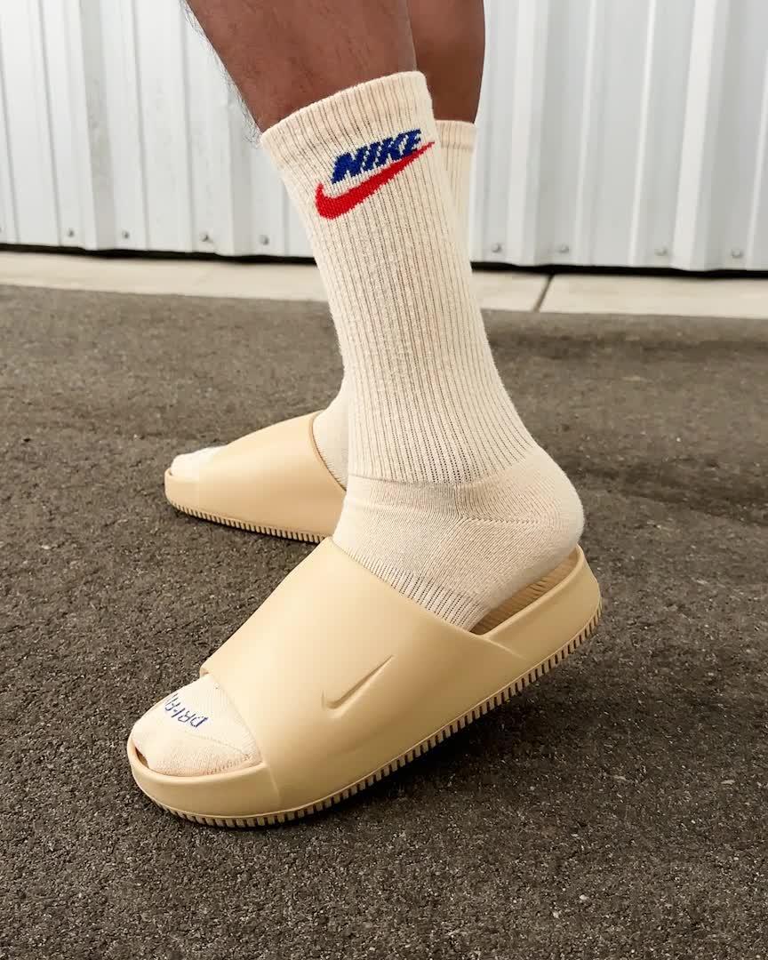 Nike Calm Men's Slides Product Image