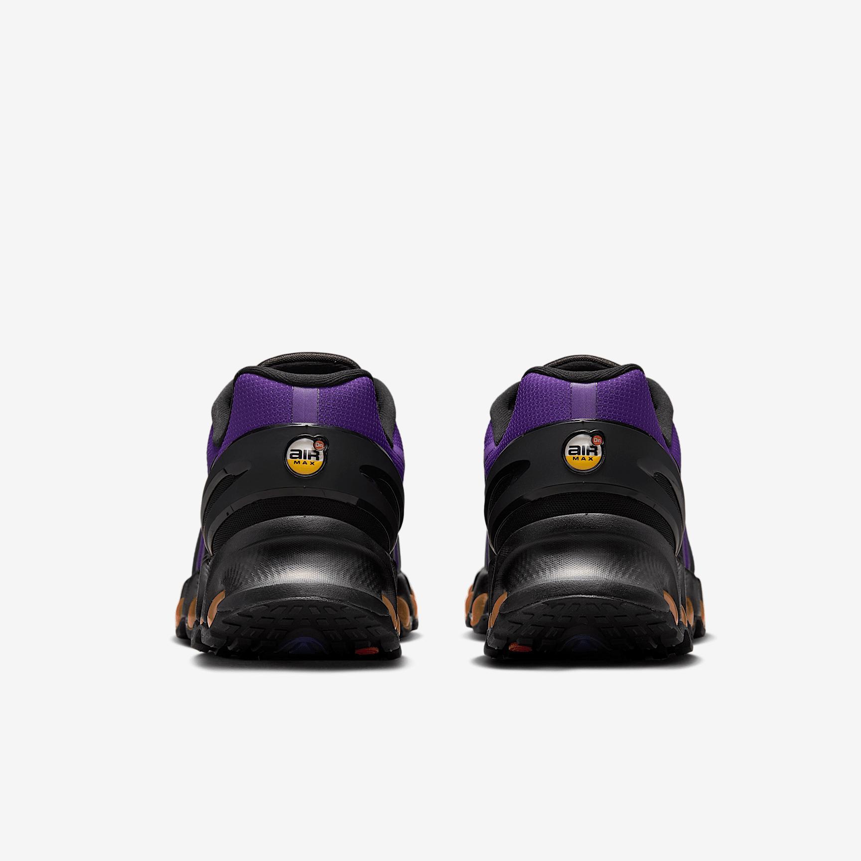 Nike Men's Air Max Dn8 Shoes Product Image