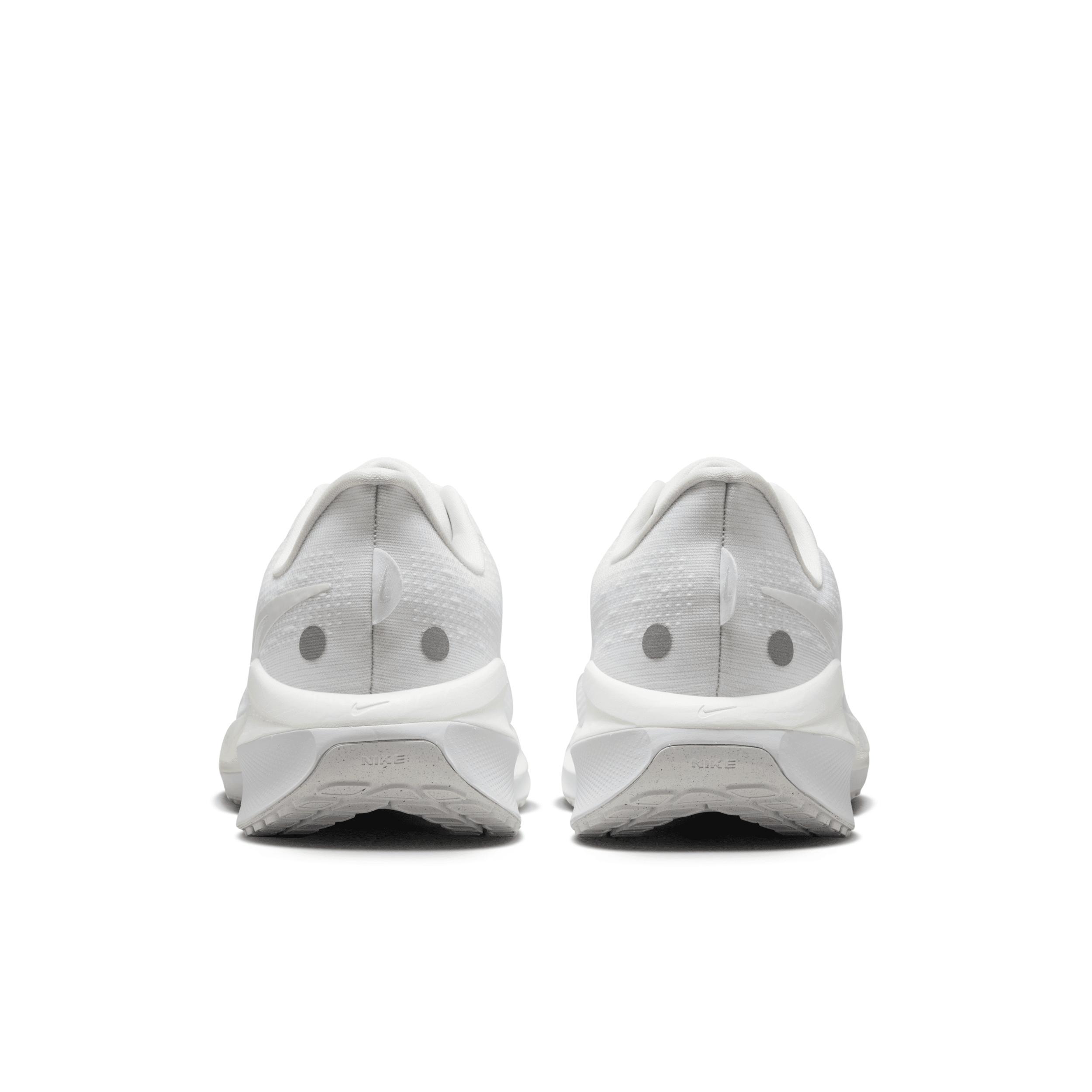 Nike Mens Nike Vomero 17 - Mens Running Shoes Product Image