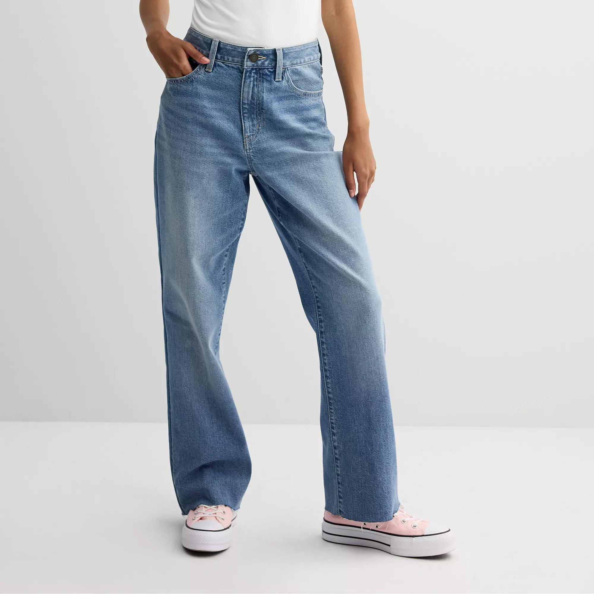 Juniors' SO® High-Rise Curvy '90s Bootcut Jeans, Women's, Size: 11, Light Medium Product Image