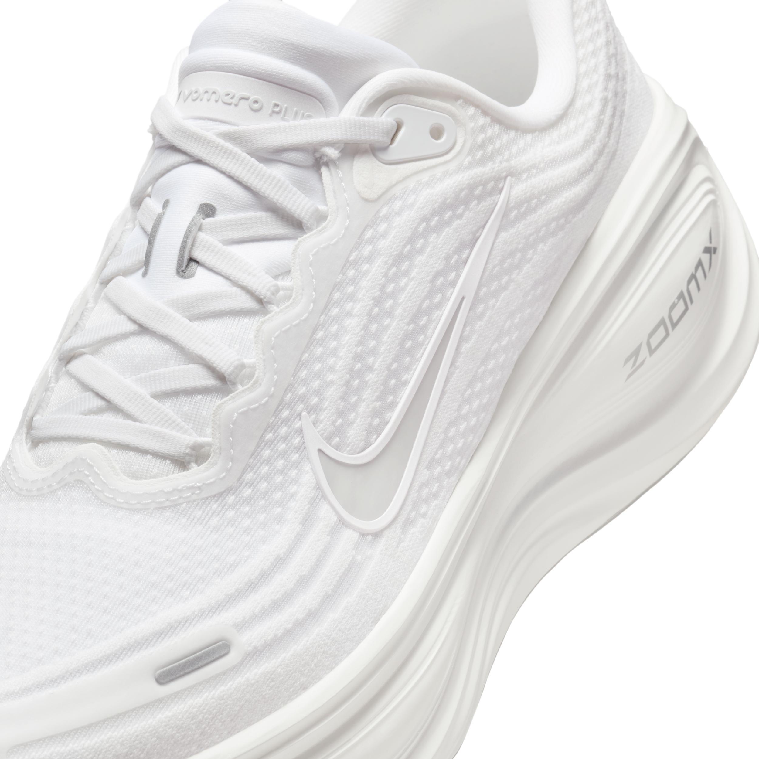 Nike Men's Vomero Plus Road Running Shoes Product Image