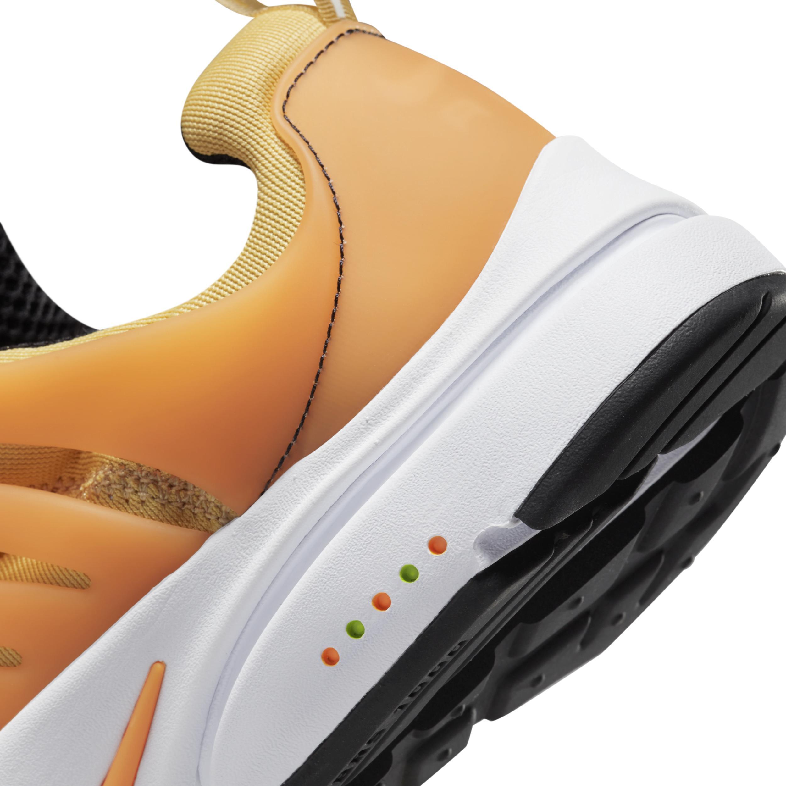 Nike Men's Air Max Plus Shoes Product Image