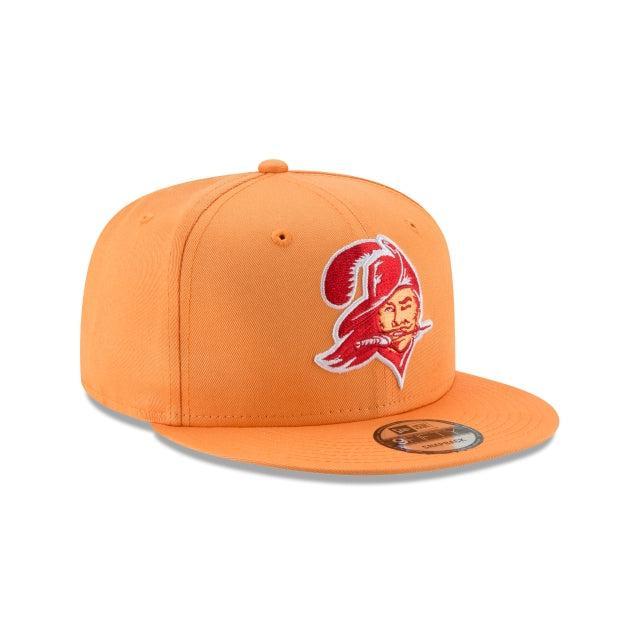 Tampa Bay Buccaneers Classic Logo 9FIFTY Snapback Hat Male Product Image
