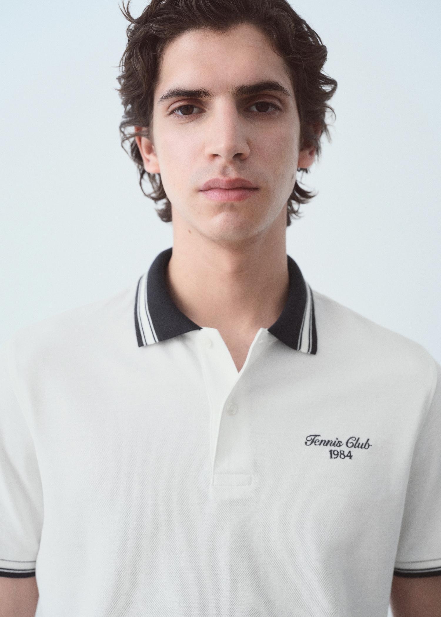 Contrasting neck cotton polo shirt - Men | MANGO USA Product Image