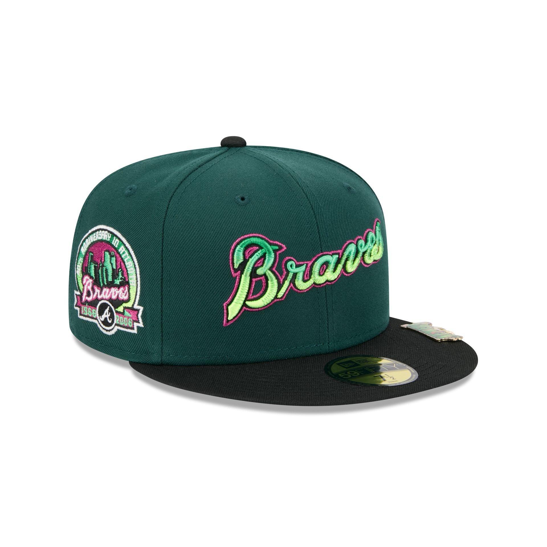 Philadelphia Eagles 2024 Sideline Gray 59FIFTY Fitted Hat Male Product Image