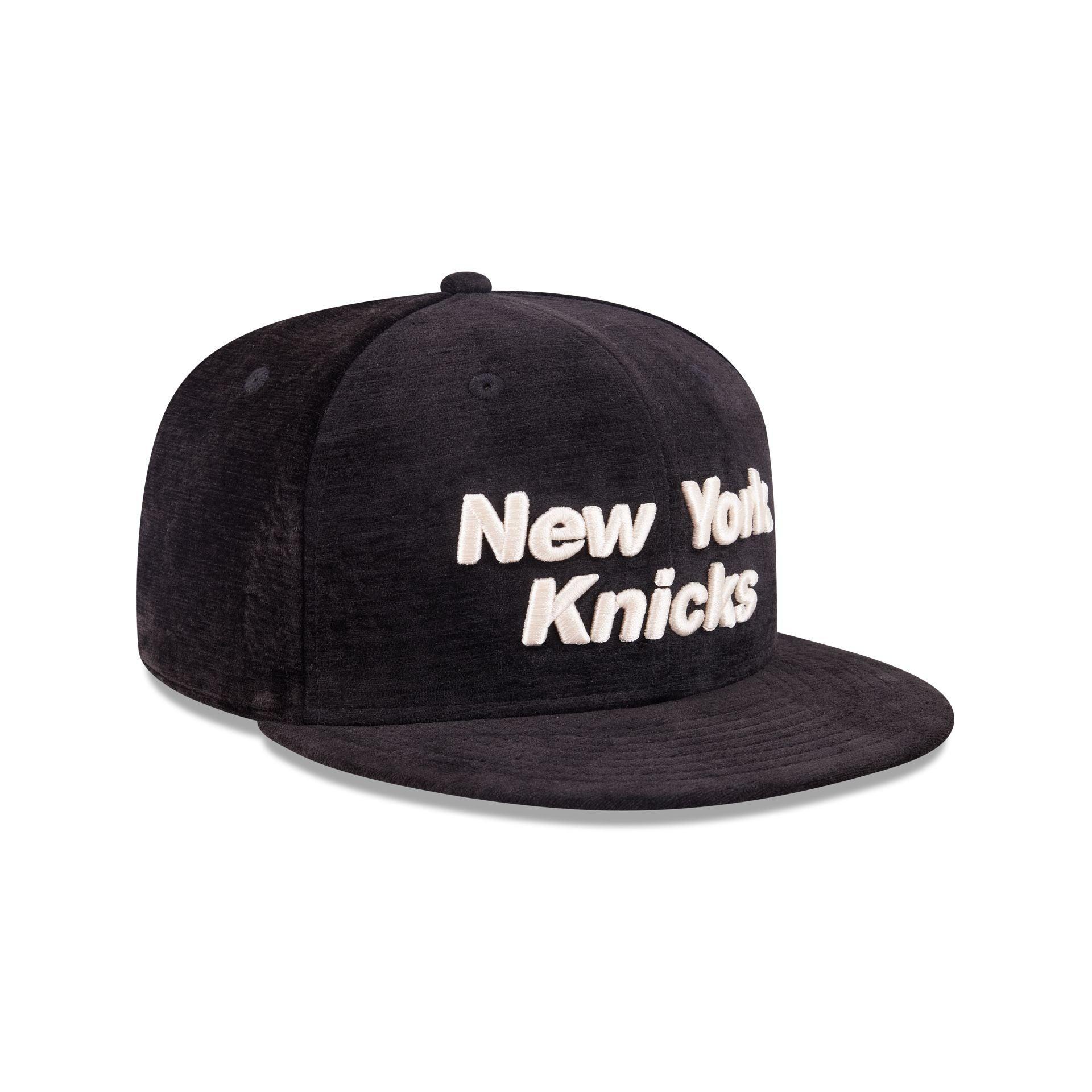 New York Knicks Black Velvet 59FIFTY Fitted Hat Male Product Image