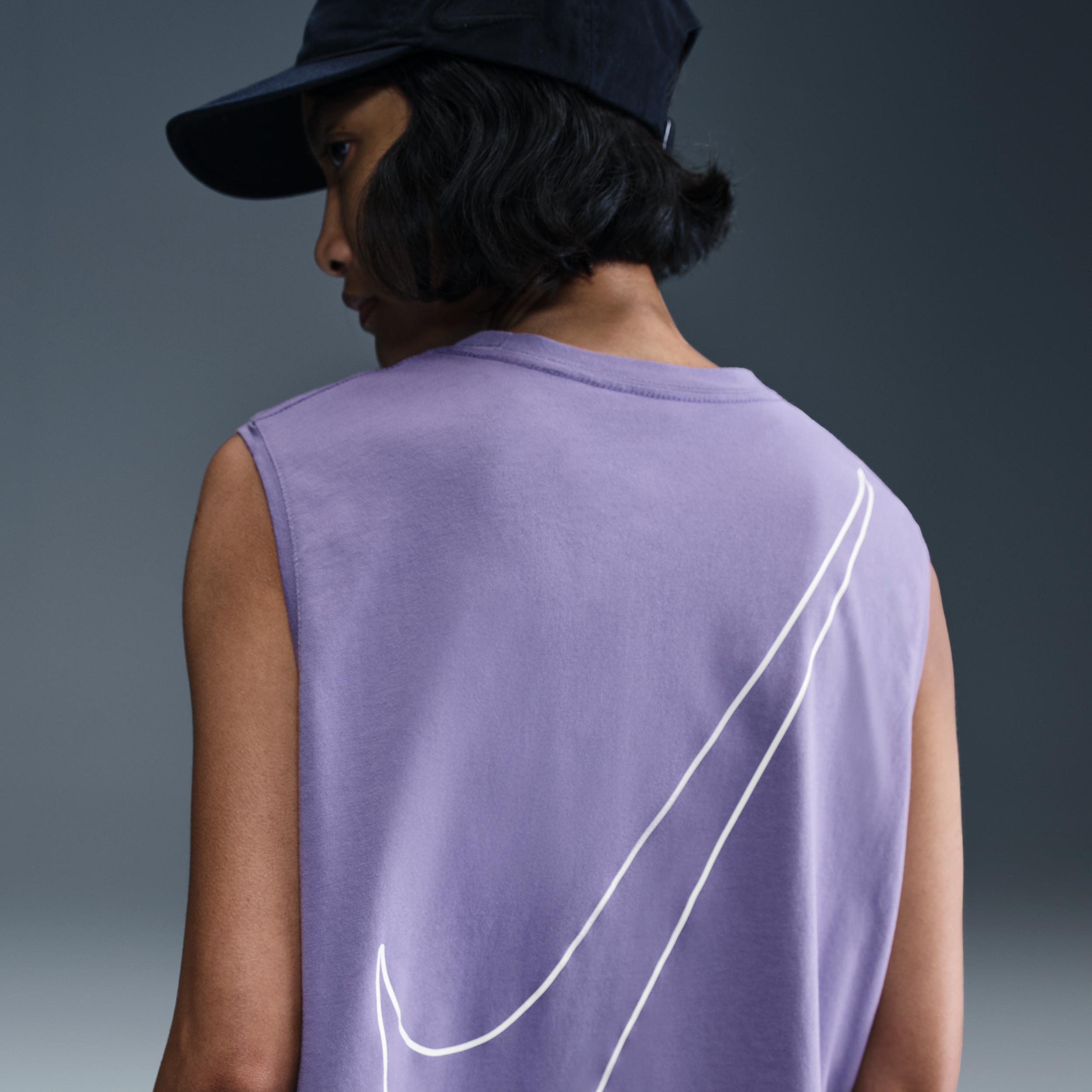Women's Nike Sportswear Club Sleeveless Cropped Graphic T-Shirt Product Image