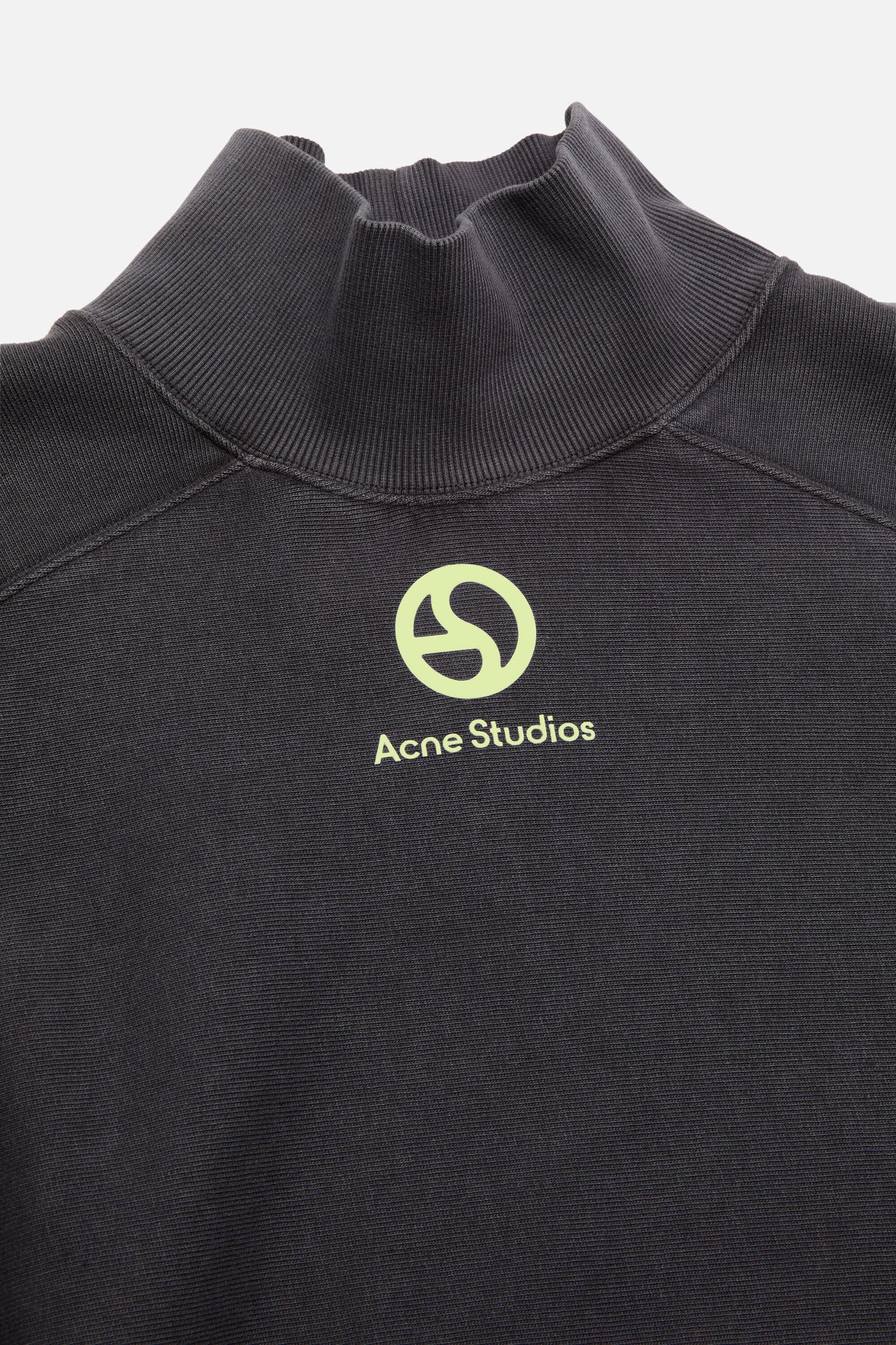 Fleece sweater Product Image