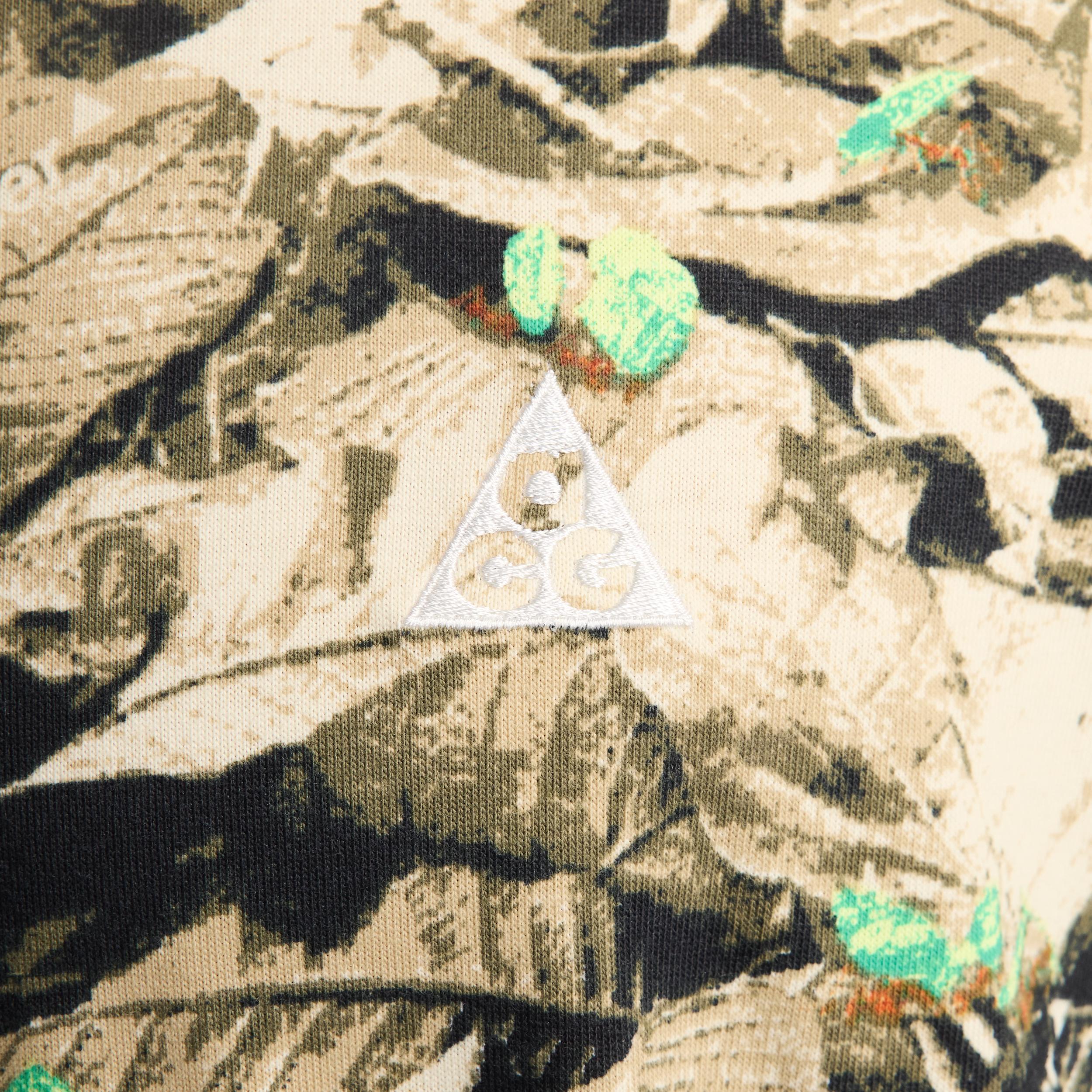 Nike ACG Men's Dri-FIT T-Shirt Product Image