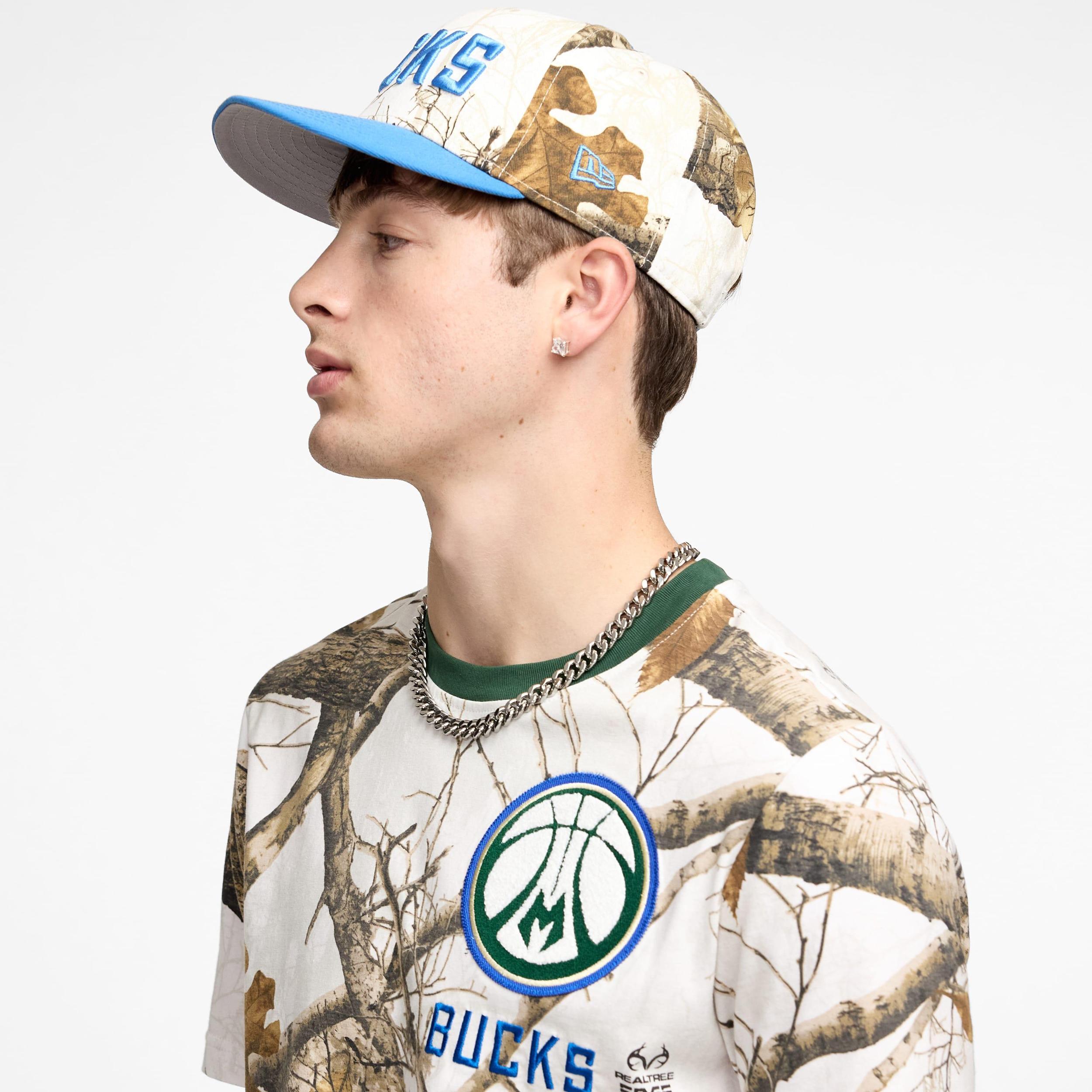 New York Knicks 2024 Country x City Realtree T-Shirt Male Product Image