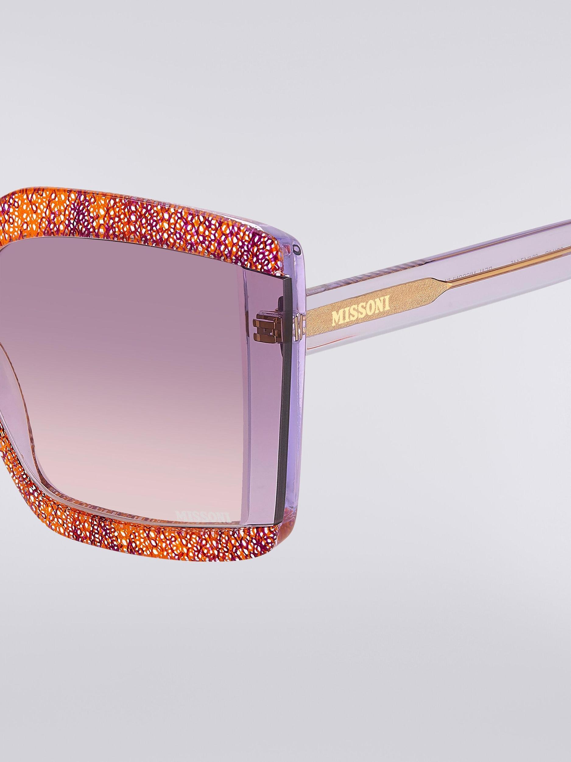 Square sunglasses with fabric inserts Product Image