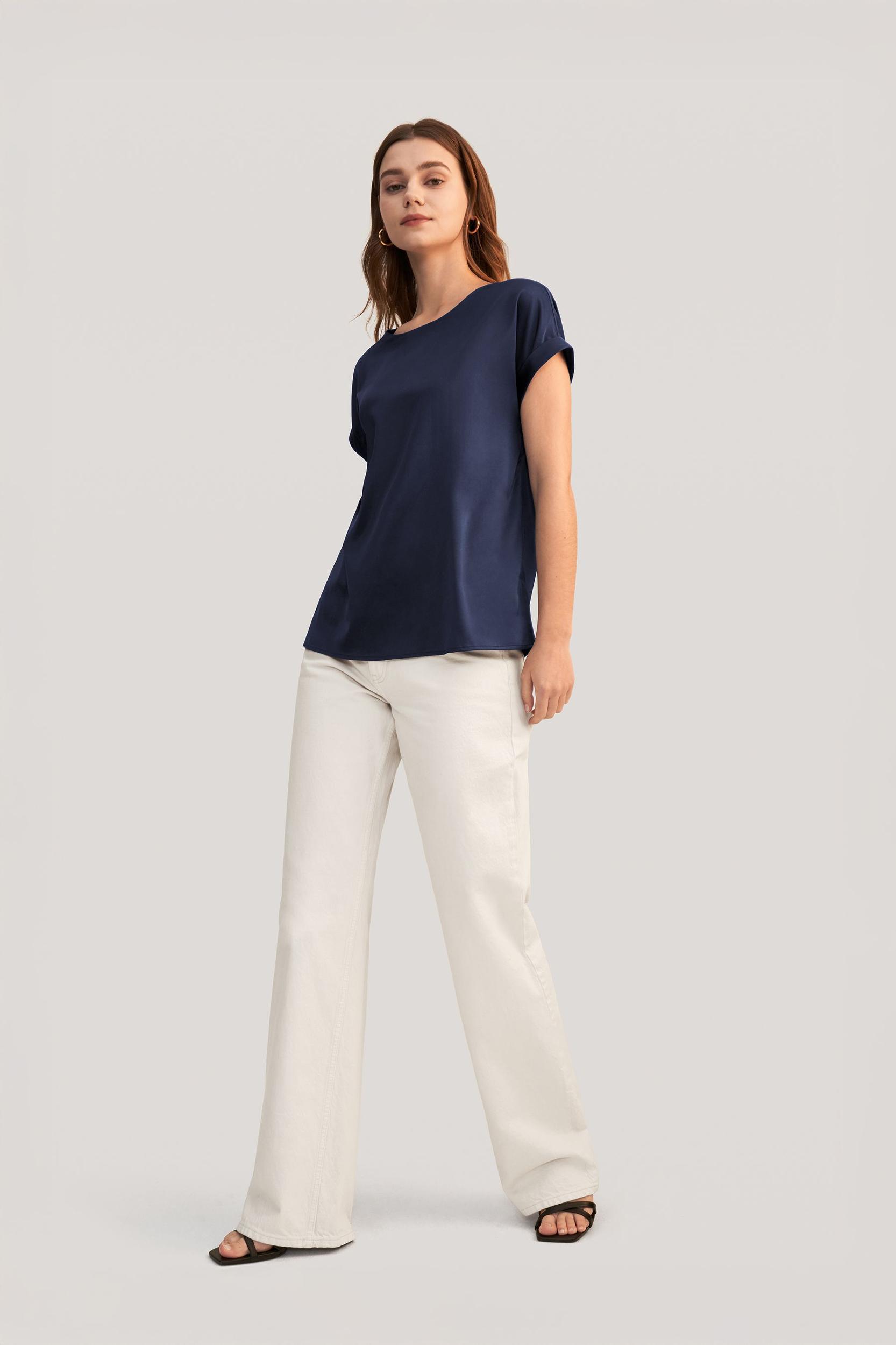 Short Sleeves Round Neck Silk Tee Product Image